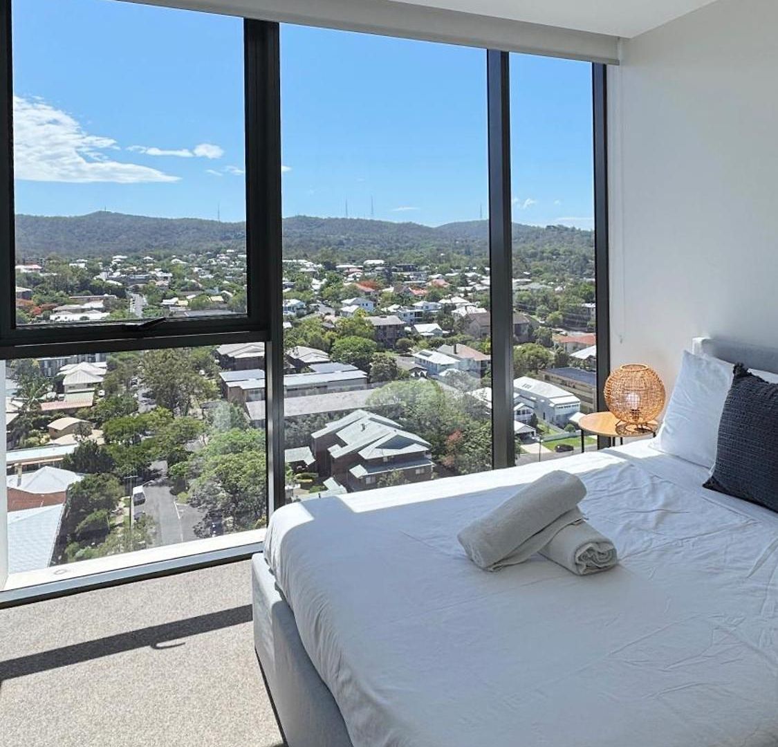 Apartment Amazing Views 2bd 2ba Homey Toowong Abode Pool M29