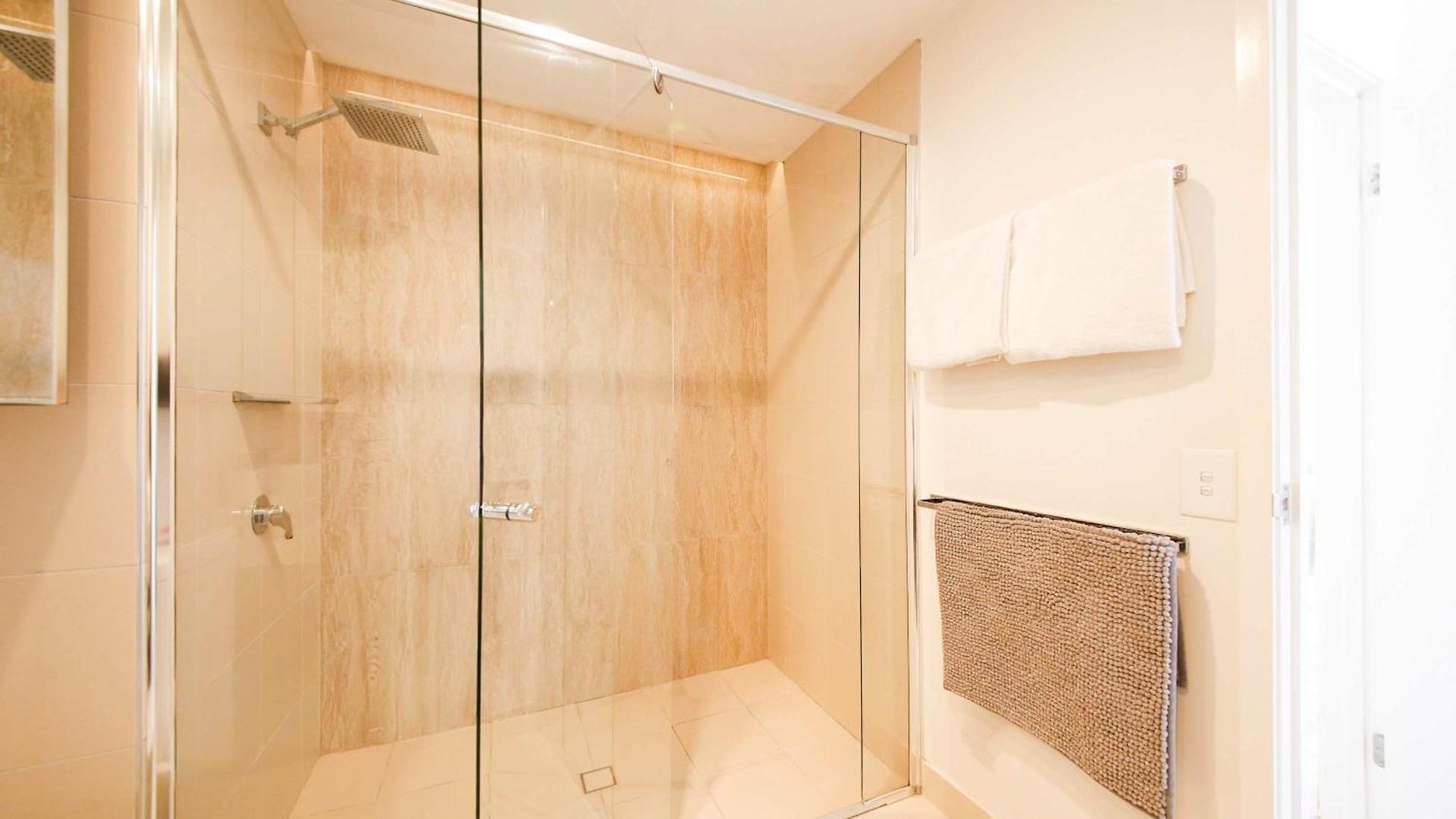 Apartment Family-friendly 2brwalk To River & Shops Pool&gym Brisbane