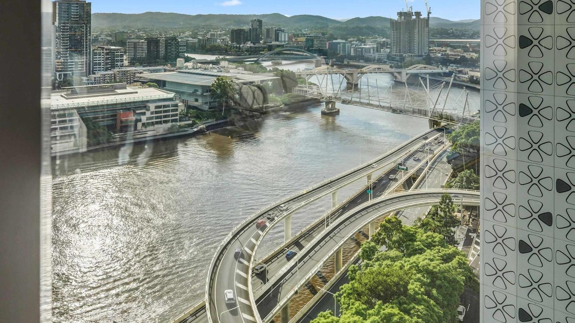 Apartment High Rise 2br In Cbd Brisbane