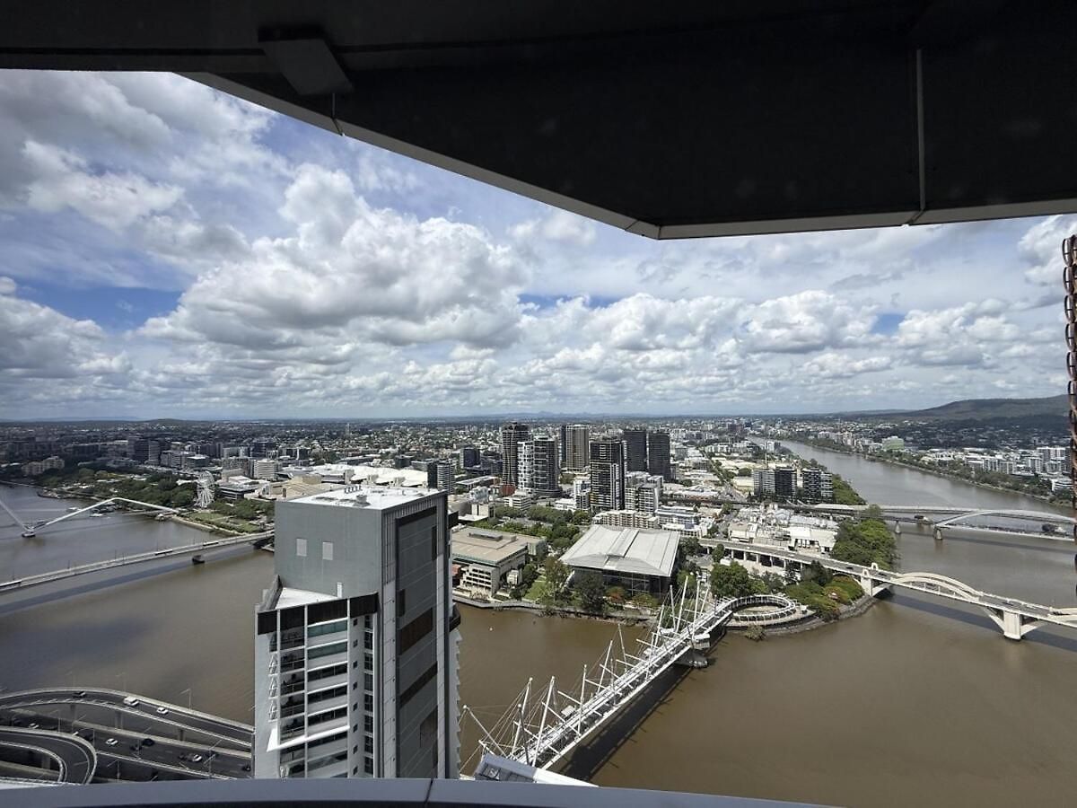 Apartment Modem Two Bedroom In Inner Cbd