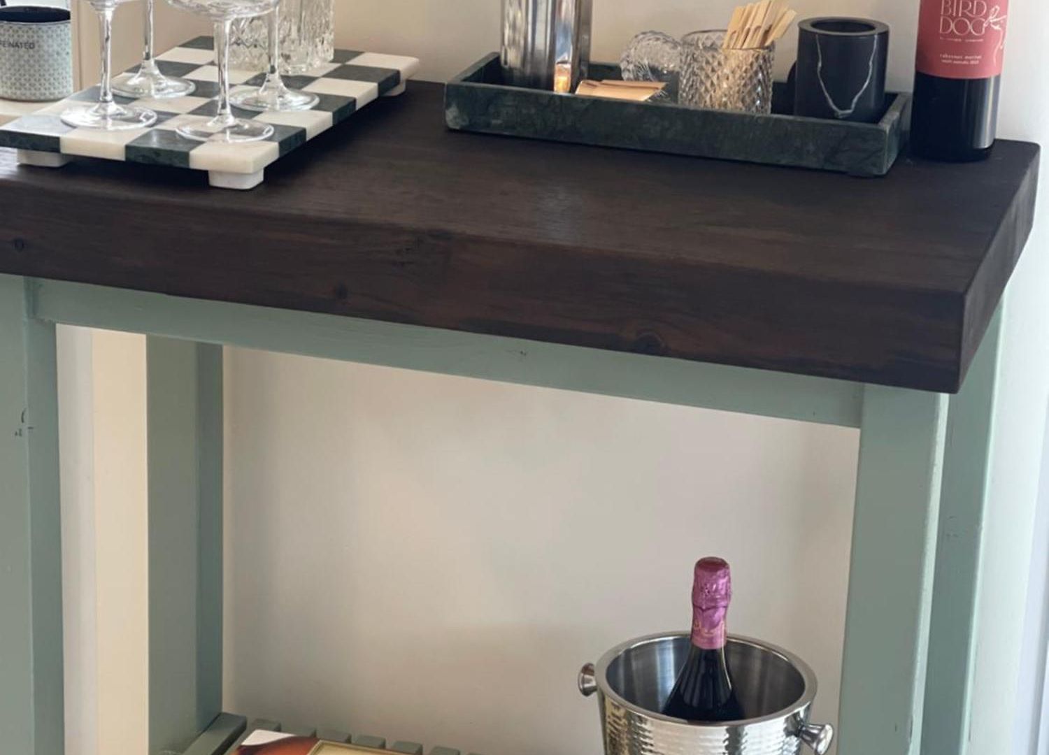 2 Bed Ground Flr Gaythorne Courtyard Apt, Parking Apartment