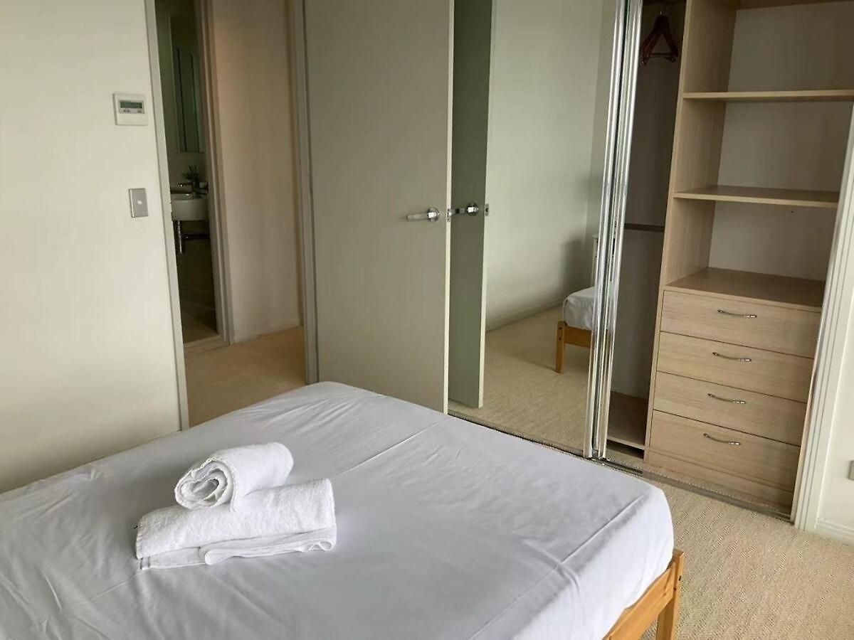 Apartment Modem Two Bedroom In Inner Cbd