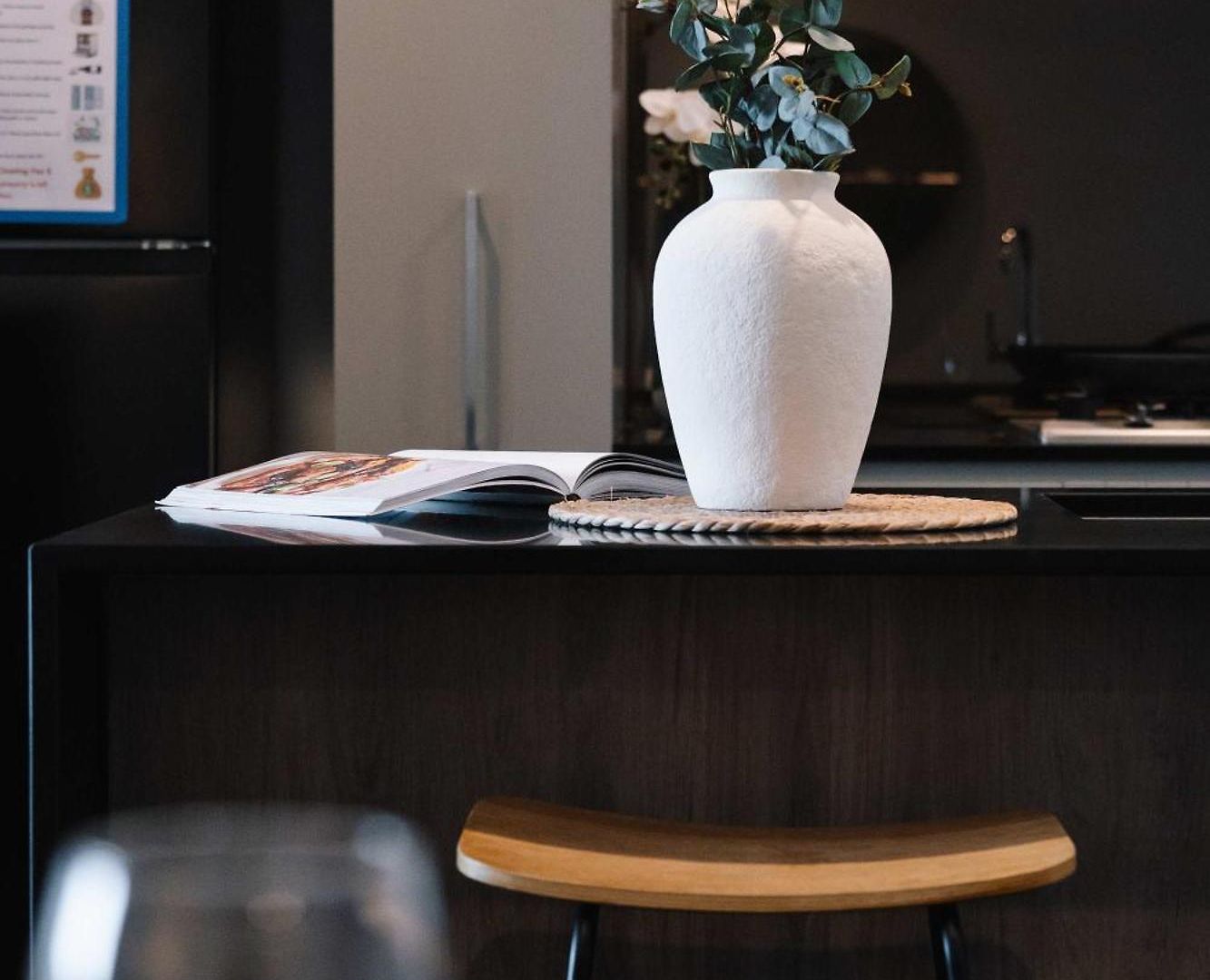 Apartment High Rise 2br In Cbd
