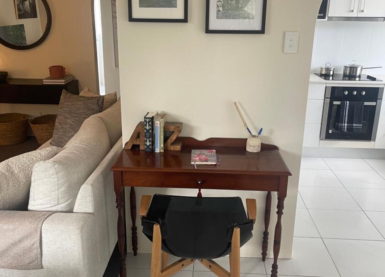 2 Bed Ground Flr Gaythorne Courtyard Apt, Parking