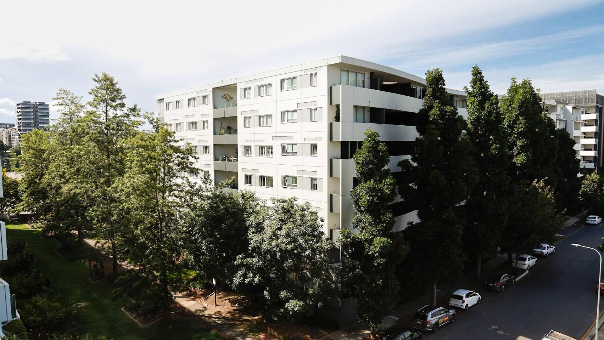 Family-friendly 2brwalk To River & Shops Pool&gym * Brisbane