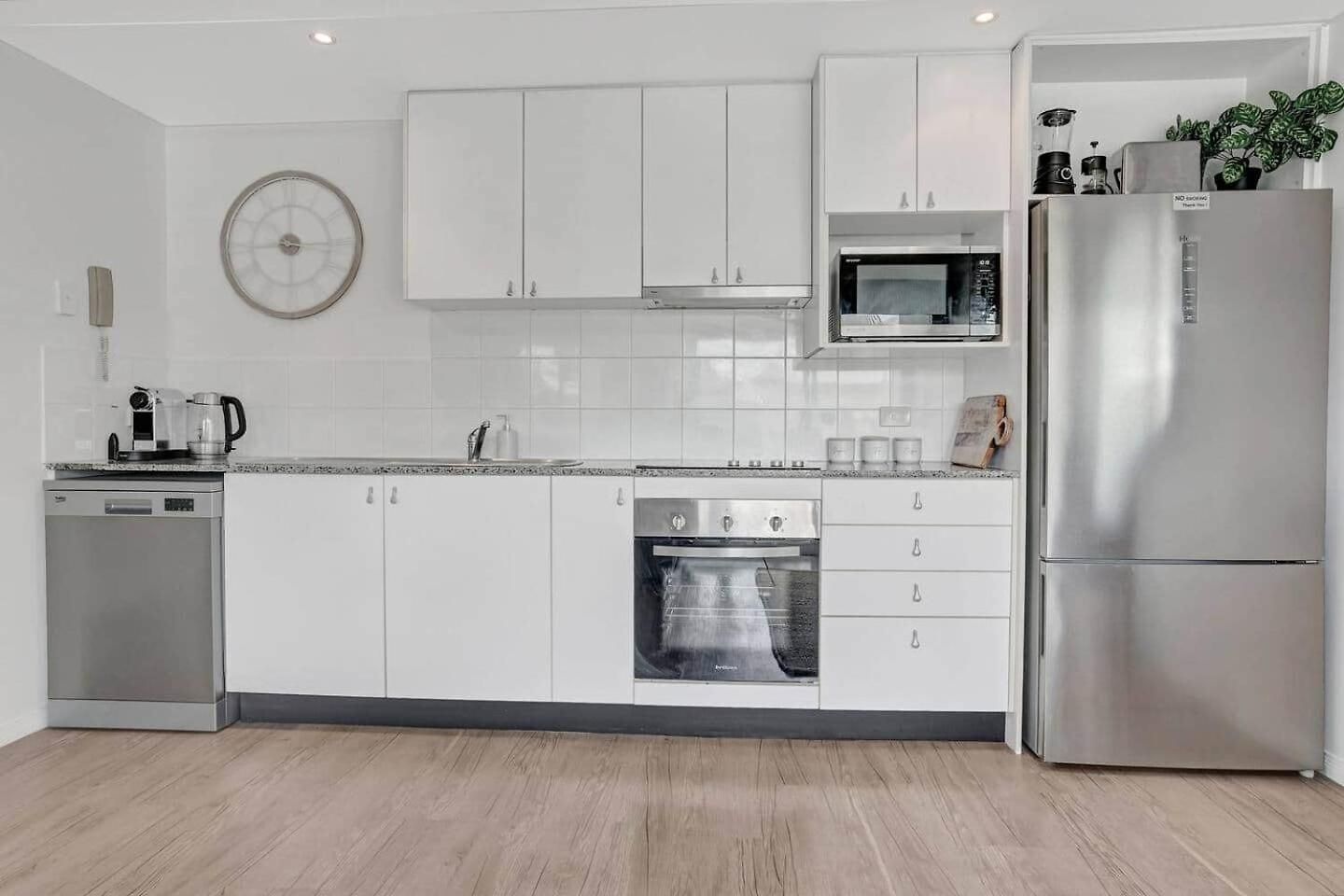 Apartment Inner Gem Next To St Andrews Hospital & Park *