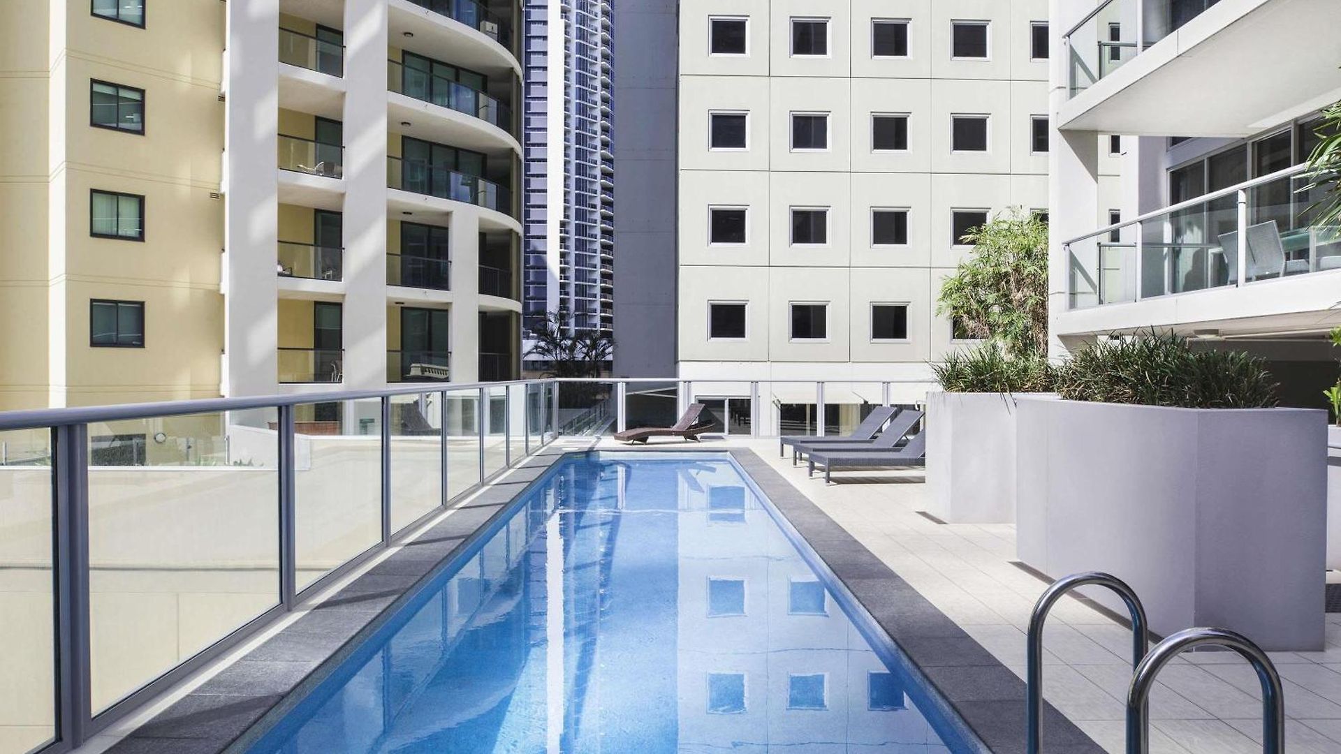 Mantra Midtown Brisbane