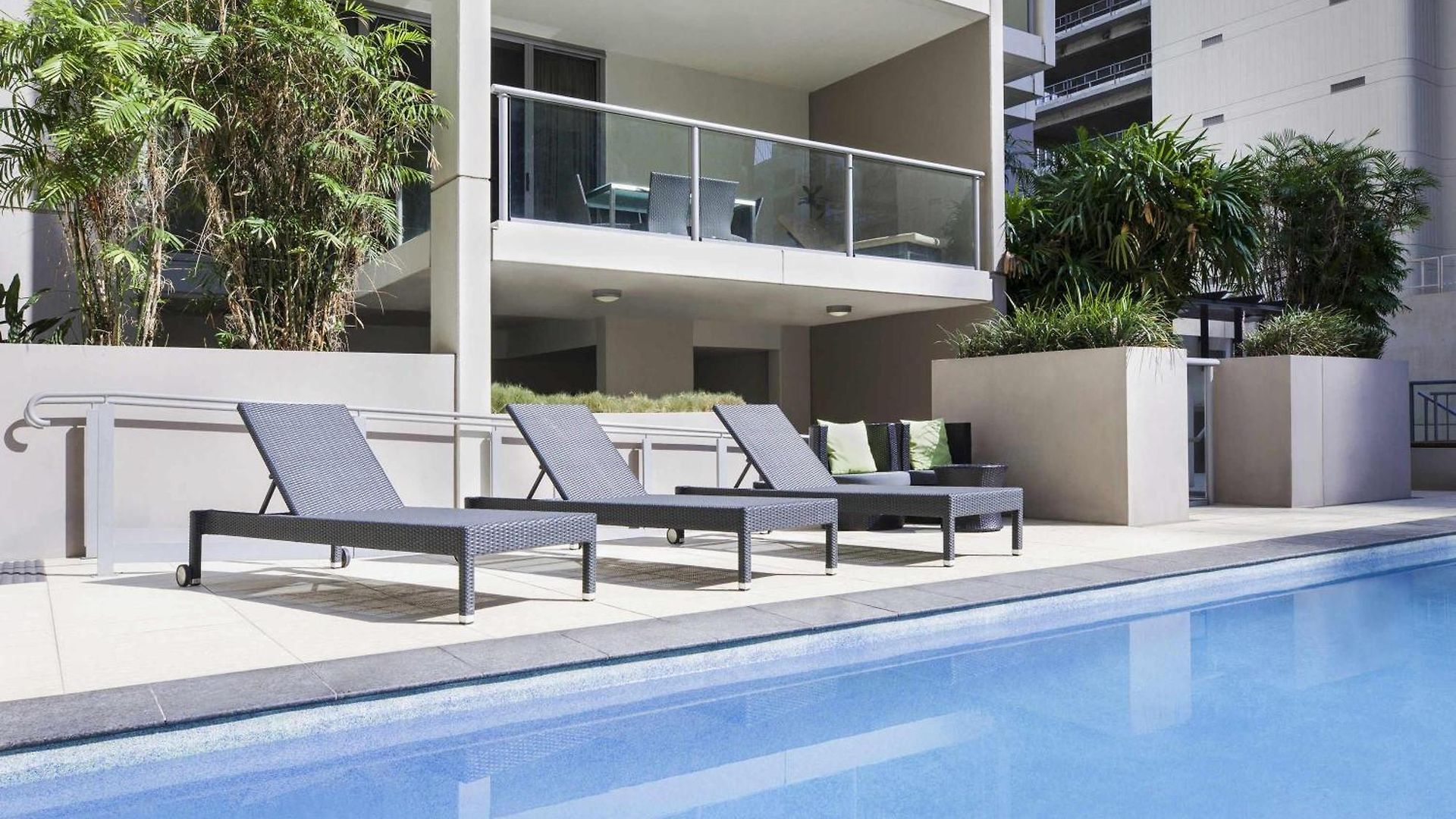 Mantra Midtown Brisbane
