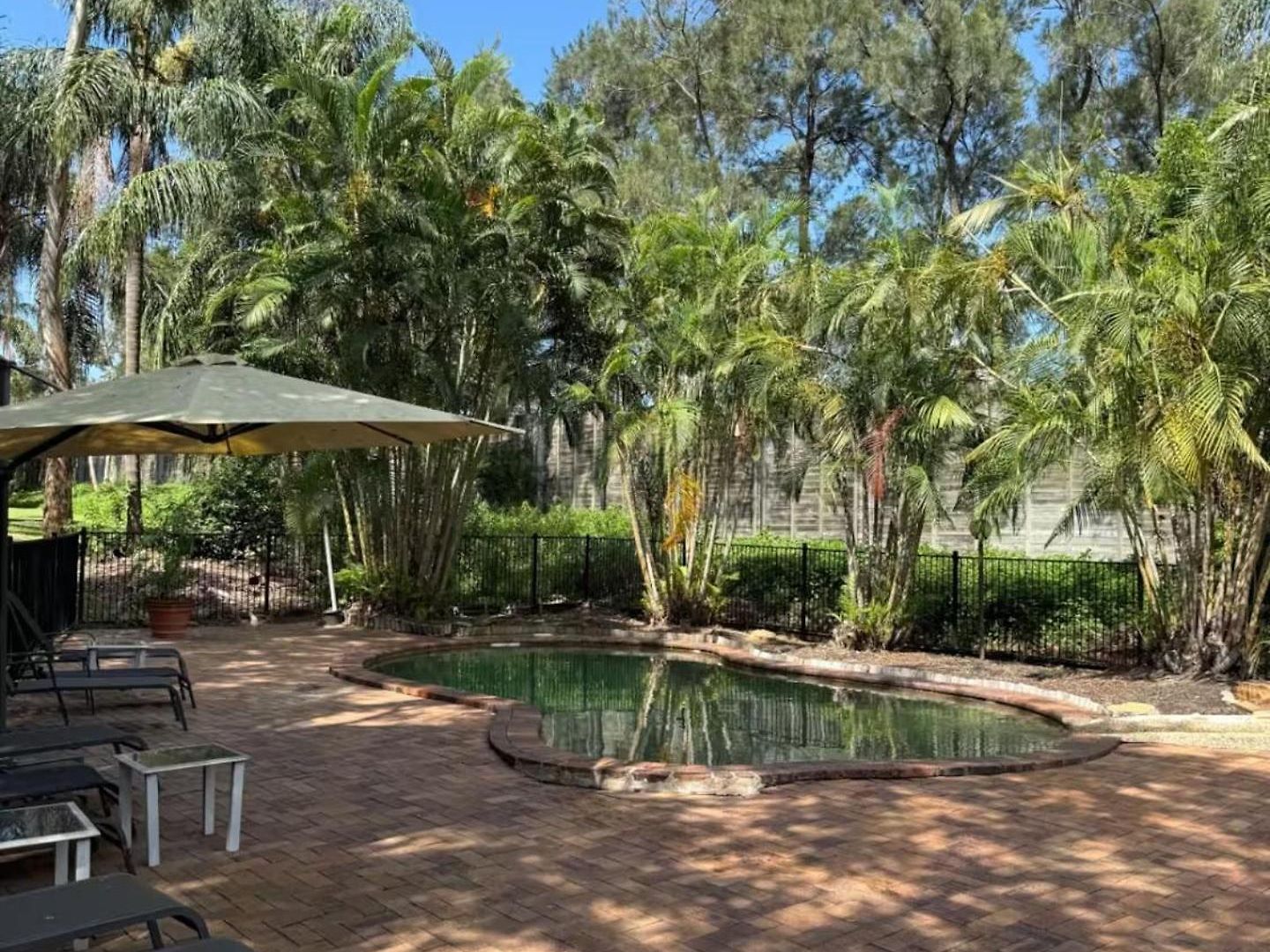 Charming Easy Access 2 Cbd By Custom Hosting Hotel Brisbane