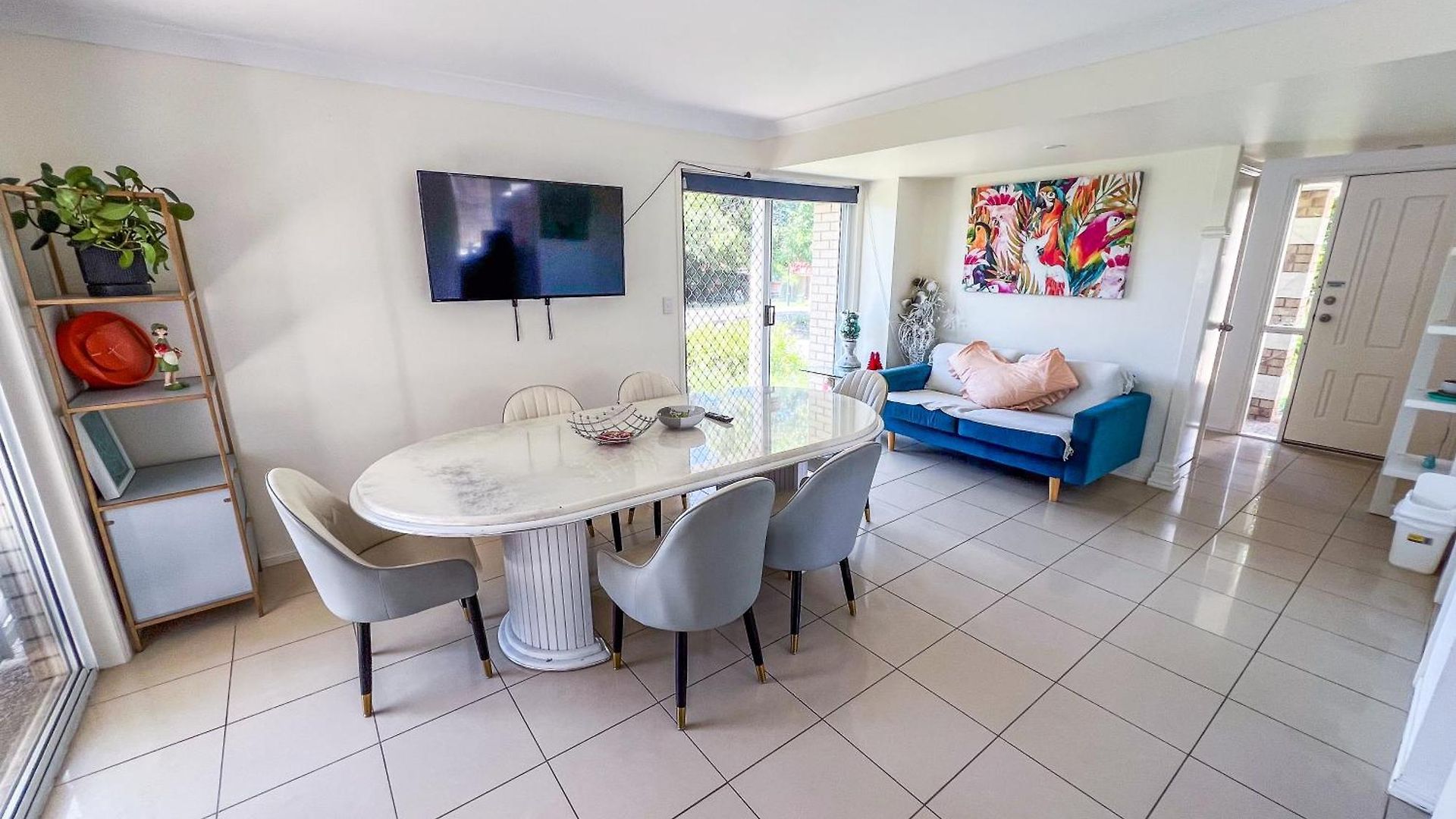 Guest house Vista Air Conditioned Dream Castle Youth *