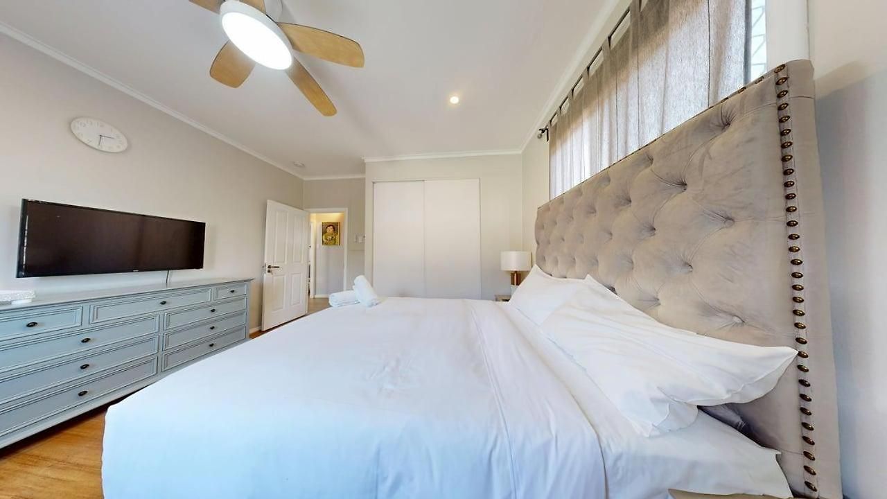 Holiday home Cozy House Cannon Hill , 3 Bed, And Just 13 Mins From Airport And 15 Mins From Cbd