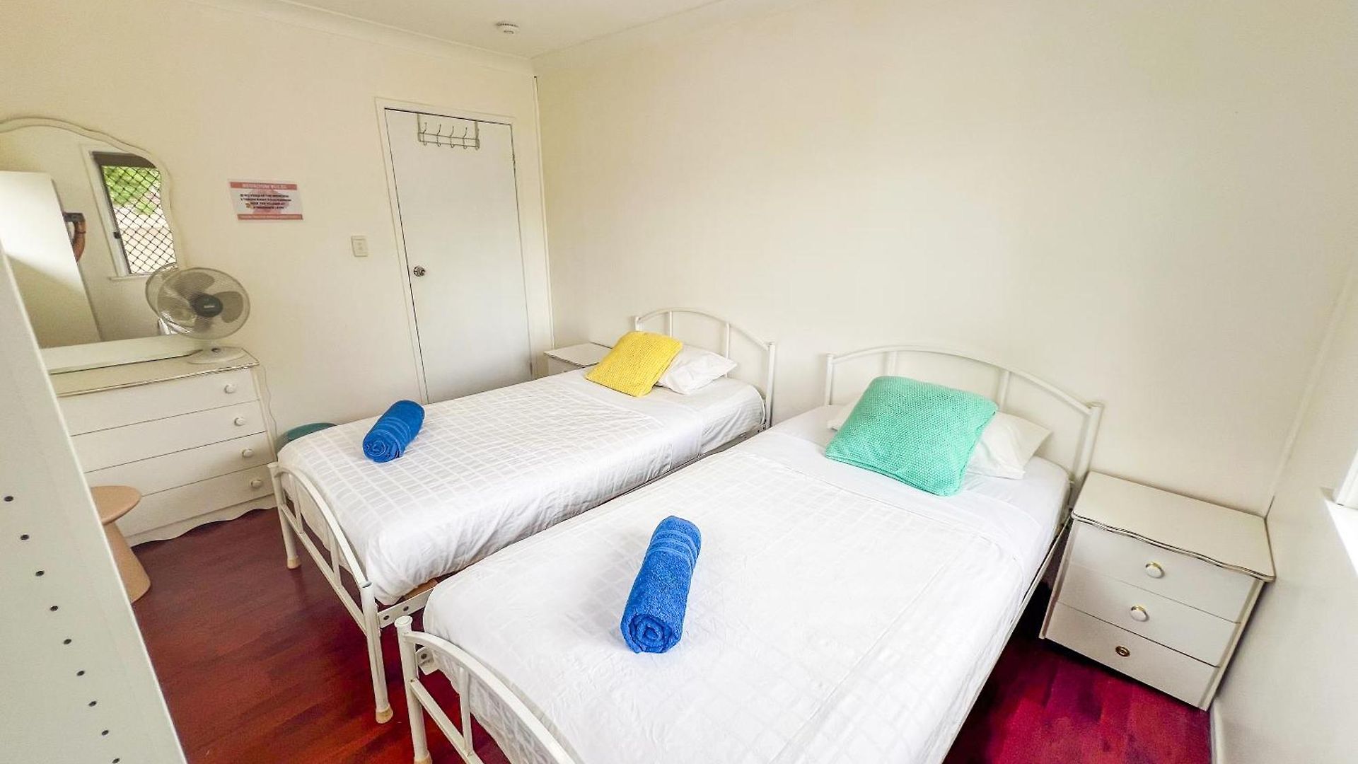 Guest house Vista Air Conditioned Dream Castle Youth
