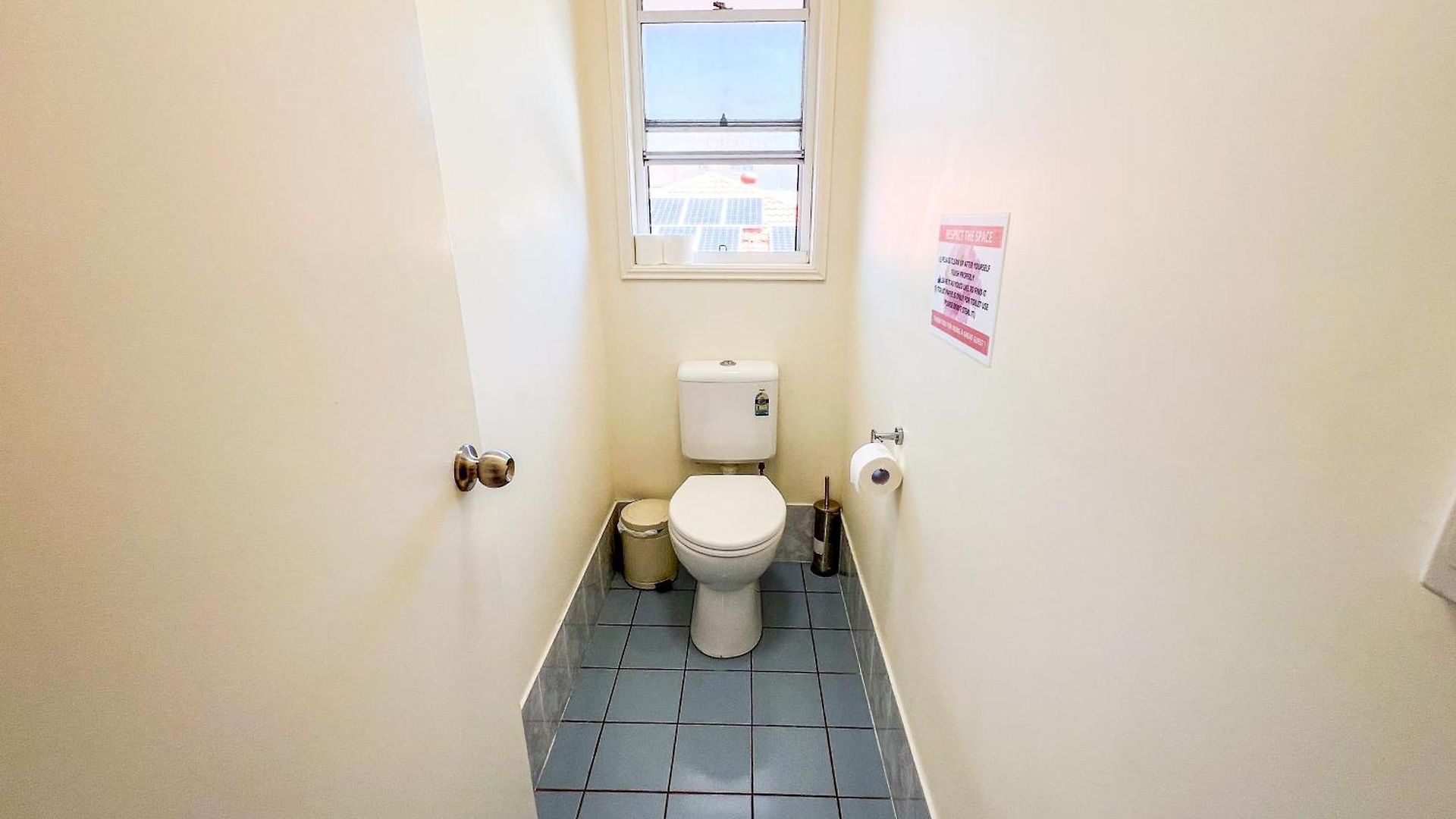 Vista Air Conditioned Dream Castle Youth Guest house