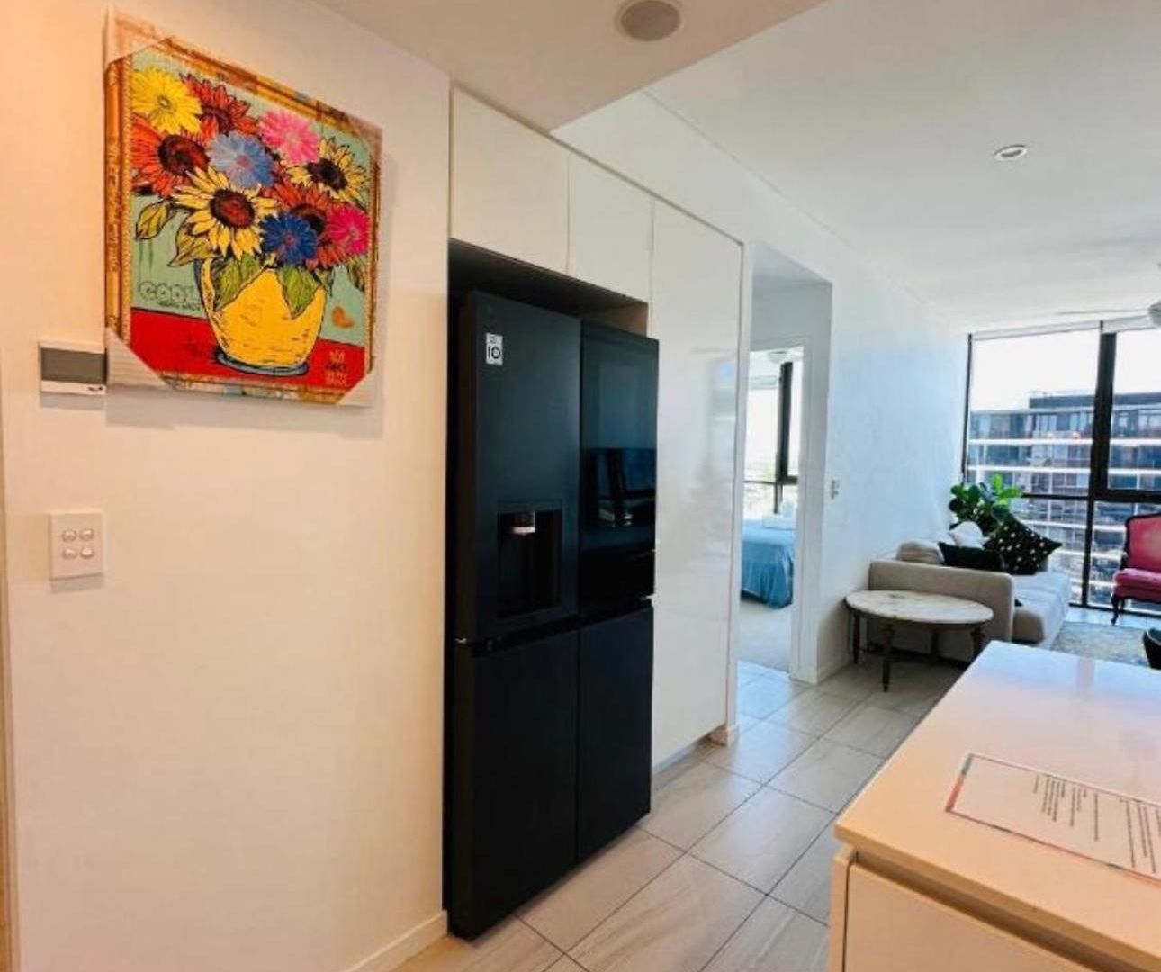 Stylish Newstead With Pool, Gym & Parking Apartment