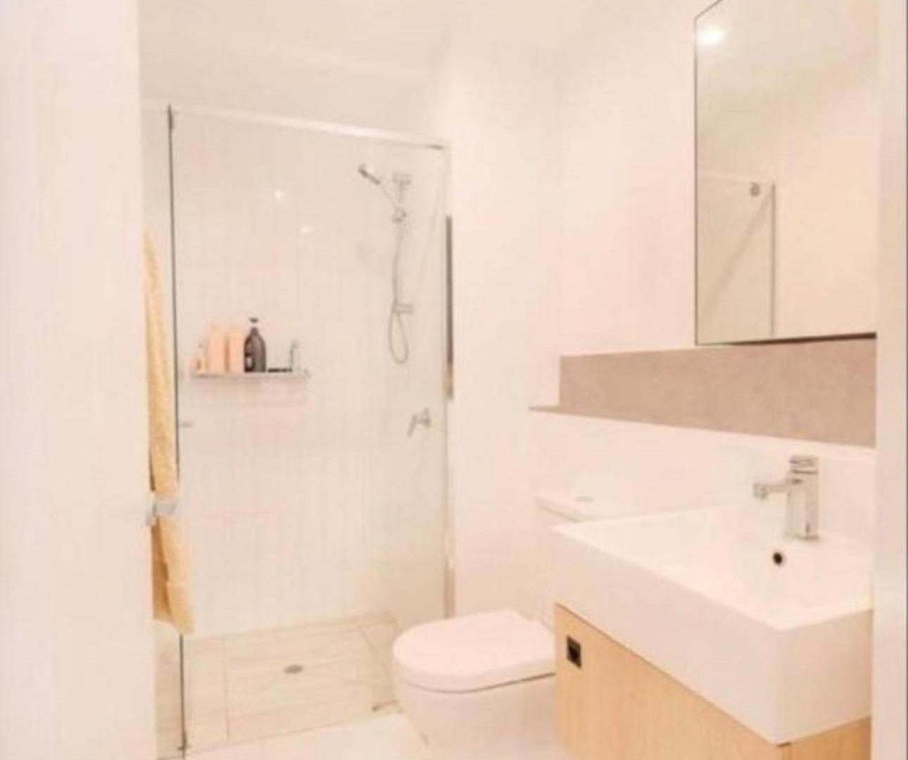 Stylish Newstead With Pool, Gym & Parking Brisbane