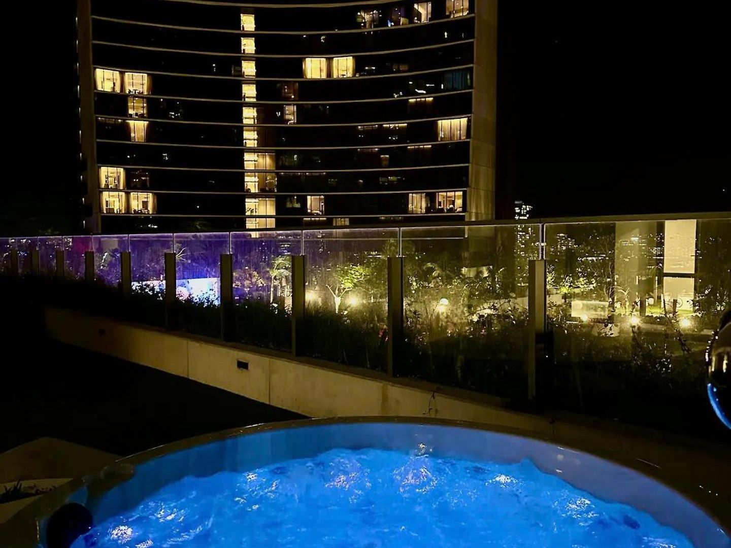 Apartment Luxury Riverfront Level 38 Queen's Wharf Tower Brisbane