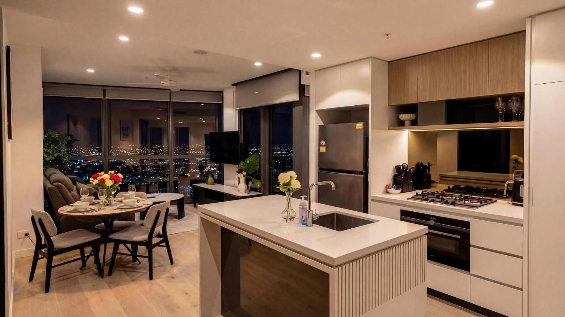 Luxury Riverfront Level 38 Queen's Wharf Tower * Brisbane