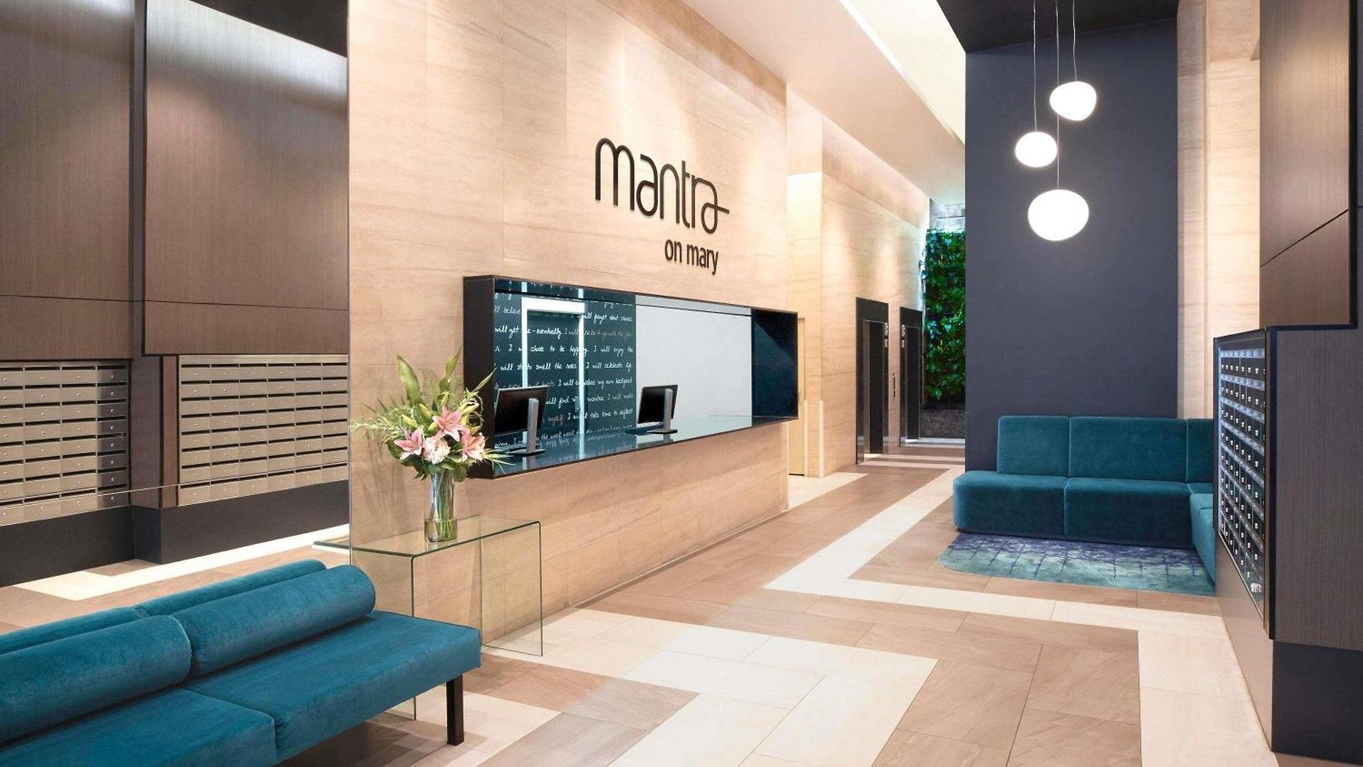 Aparthotel Mantra On Mary 4*