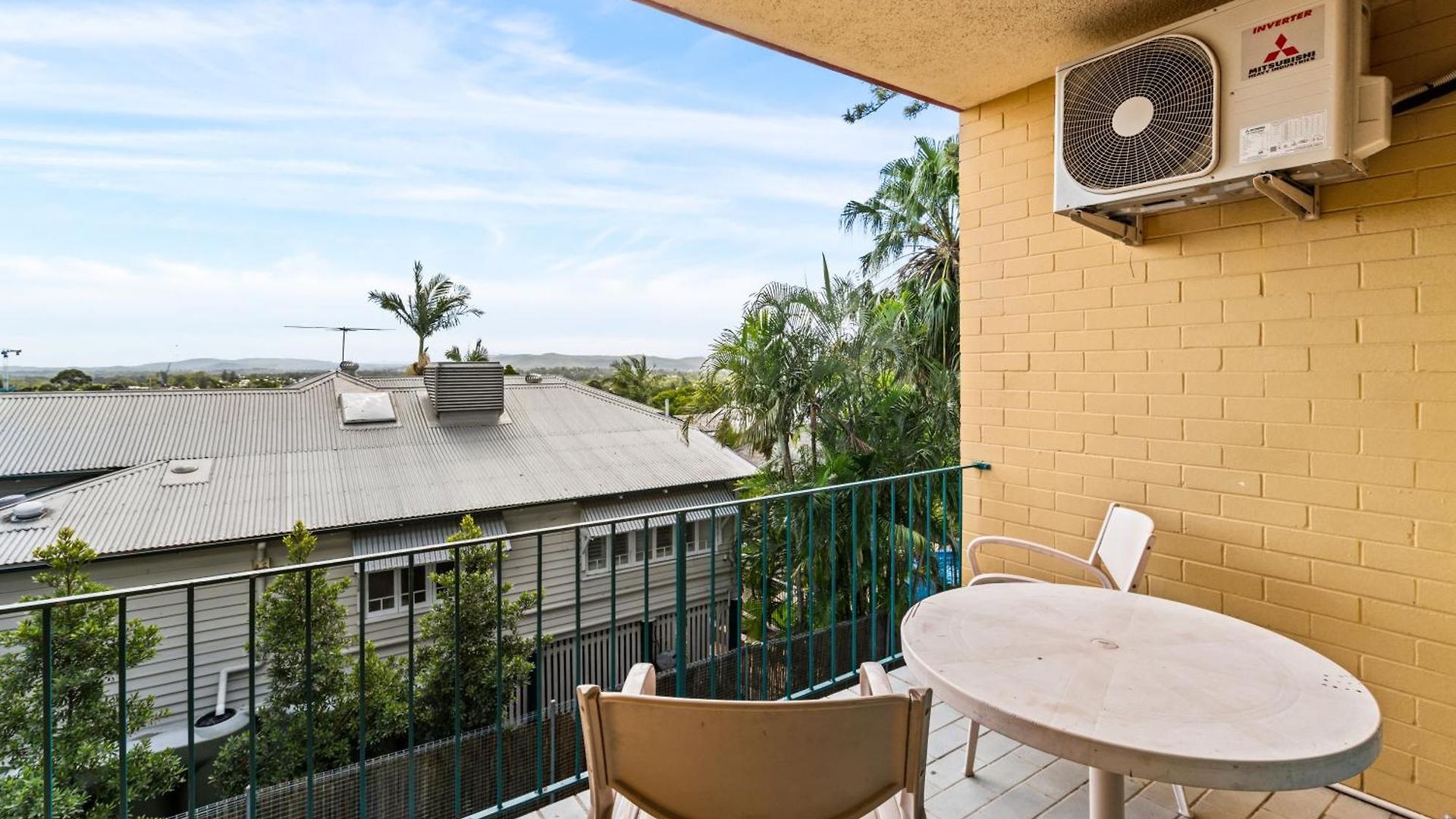Annerley Motor 4*