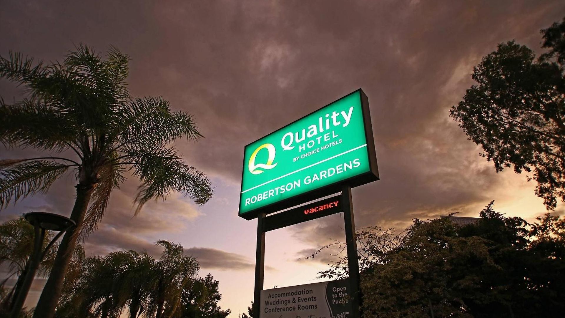 Quality Robertson Gardens Brisbane