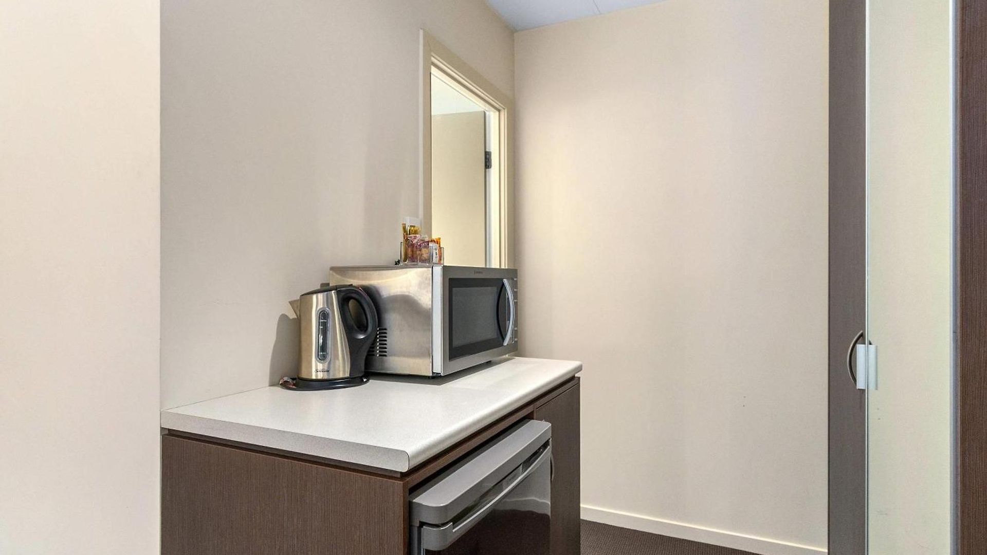 Quality Robertson Gardens Hotel