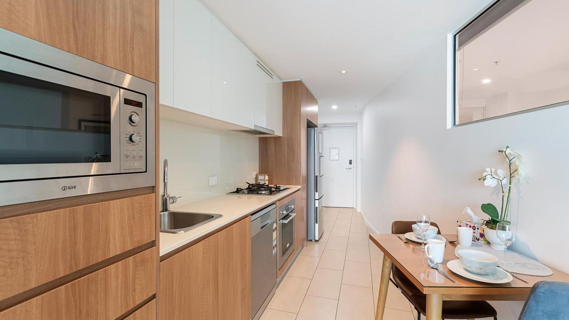 Cbd Cozy 2beds At Tallest Building With Free Parking Apartment *