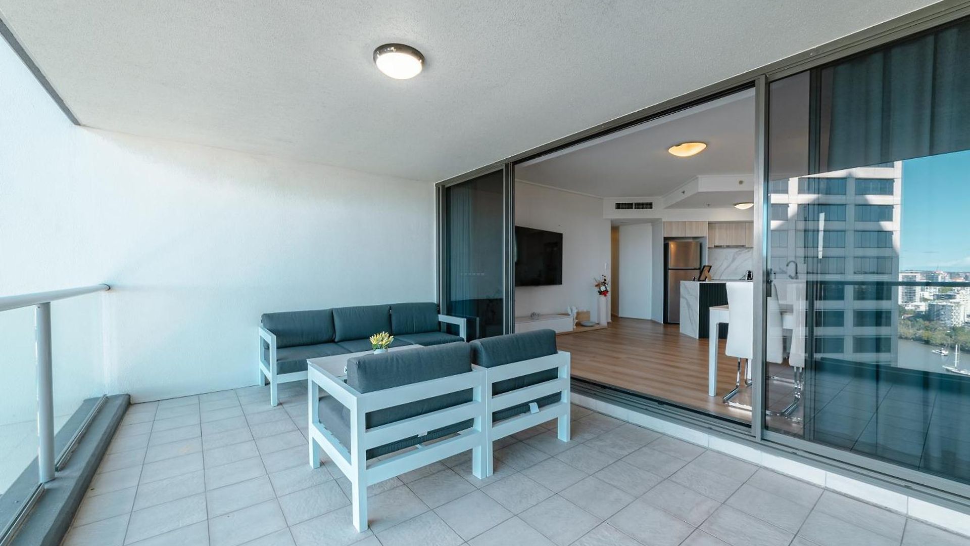 Apartment Lux 18th Floor 2br 2bath, River View, Pool, Spa, Sauna, Gym, Wifi, Brisbane