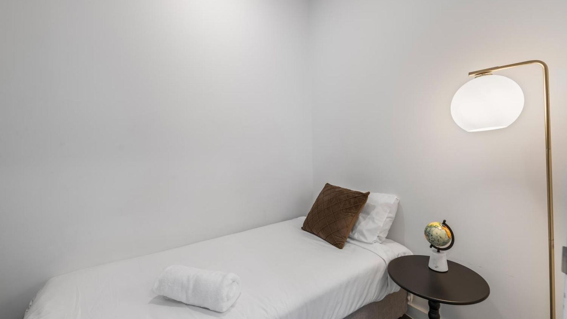 Apartment 3-bed View With Free Parking *