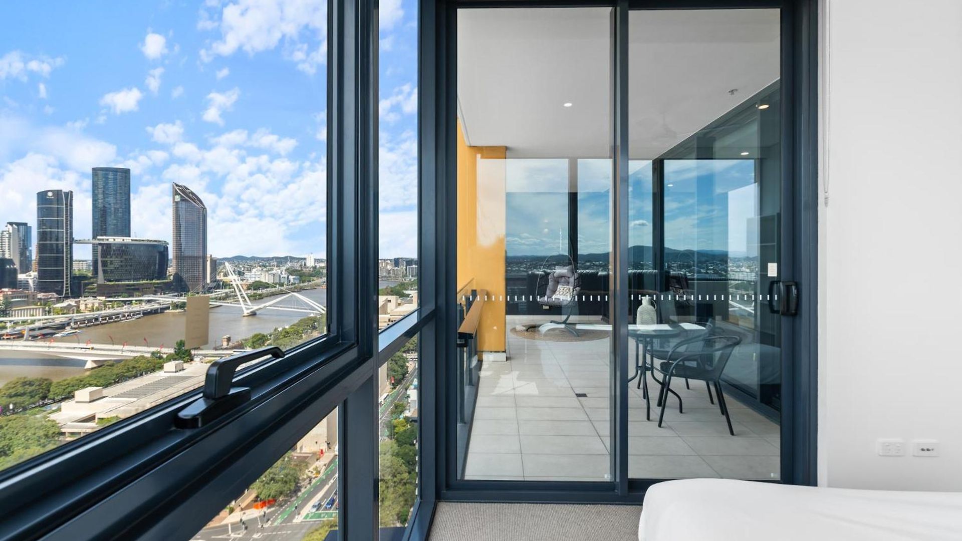 The Grand Panorama Riverside Escape With 3bd Apartment