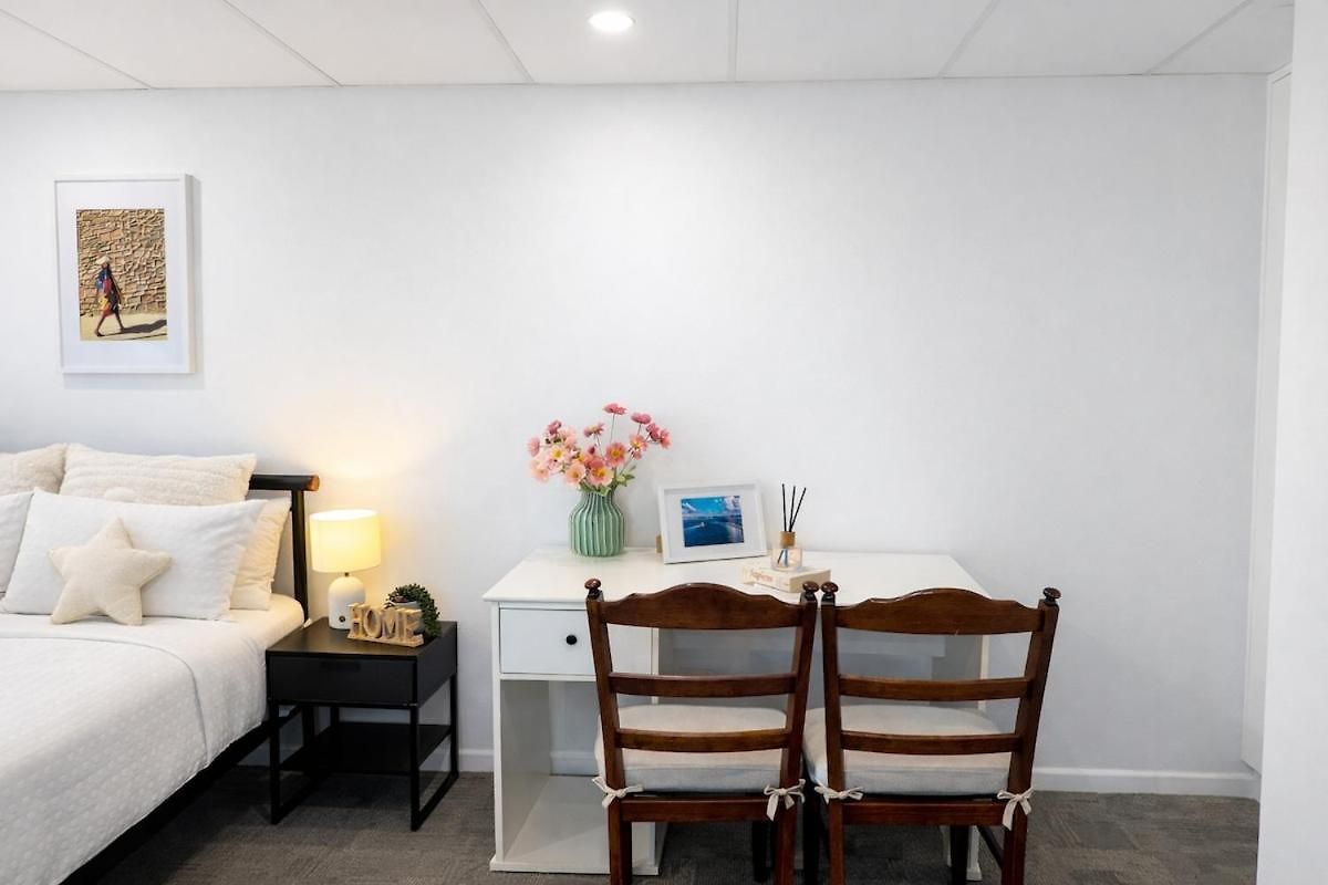 Self-contained I Near Westfield Chermside * Brisbane