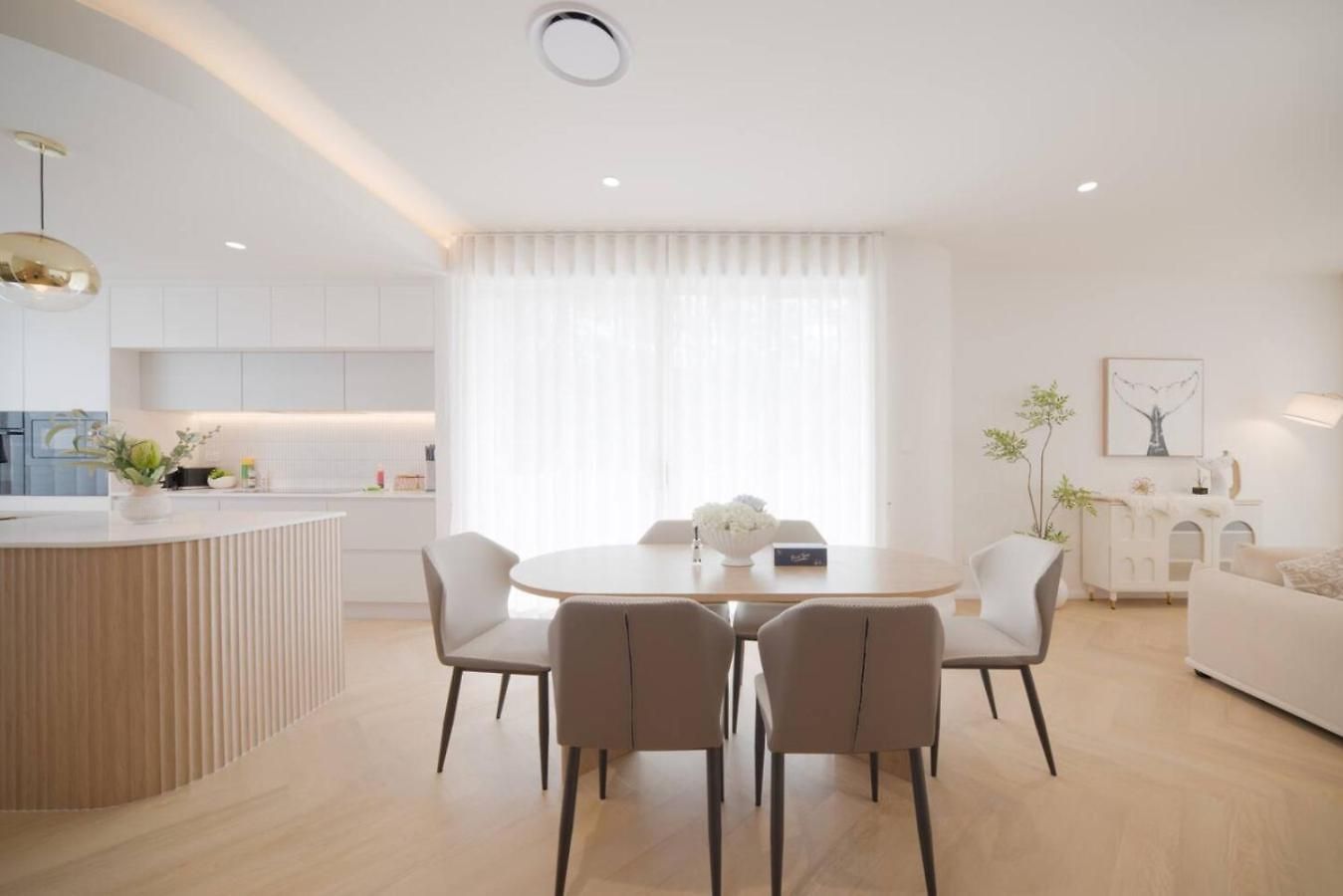 Brand-new 4br Luxury Living Near Airport And Mall Holiday home Brisbane