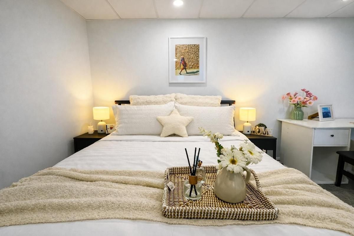 Self-contained I Near Westfield Chermside Holiday home