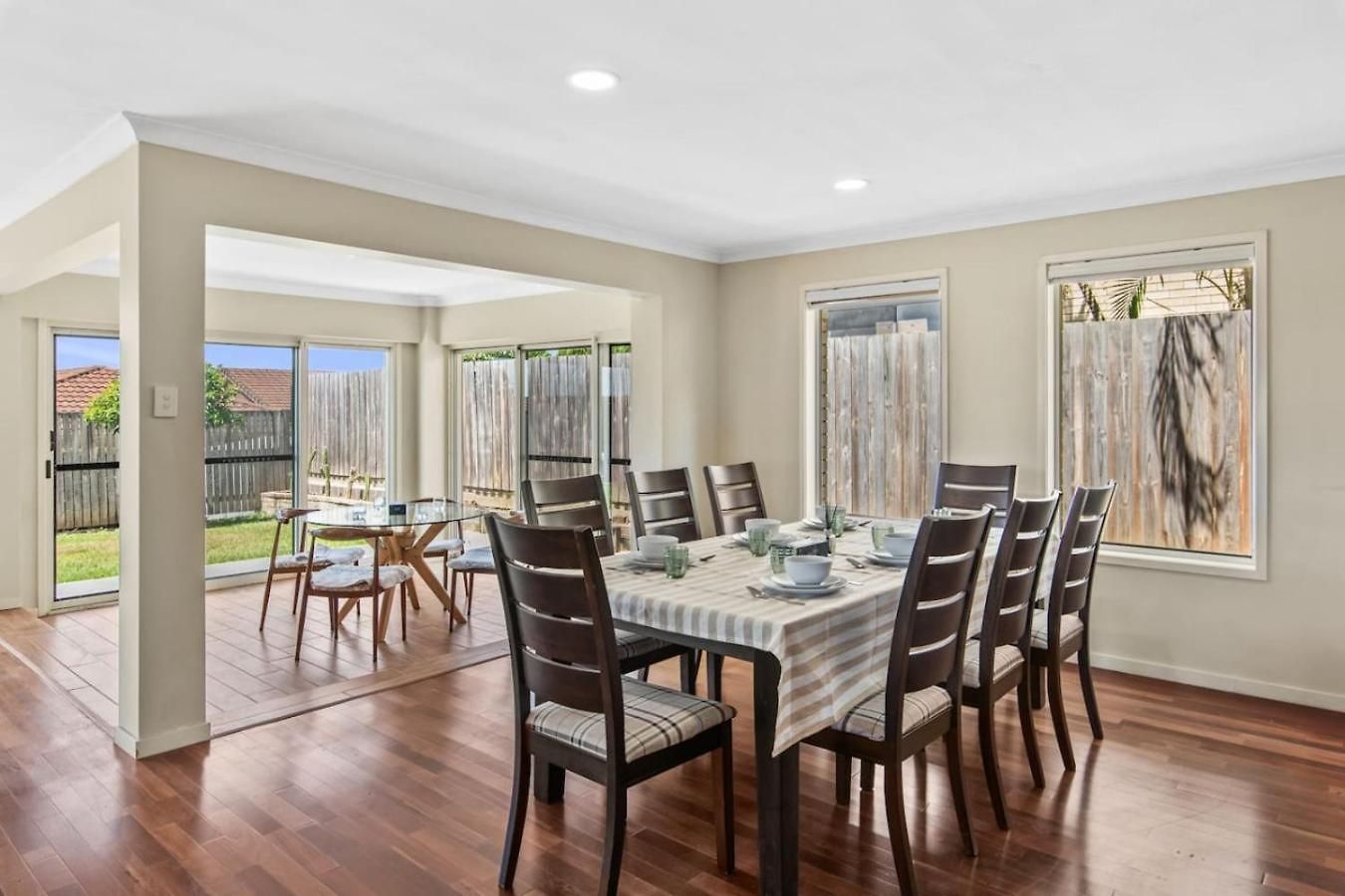 Spacious 2-storey 4br House Family Friendly * Brisbane