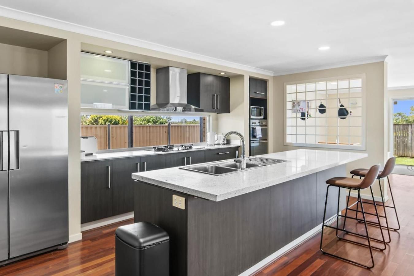 Spacious 2-storey 4br House Family Friendly * Brisbane