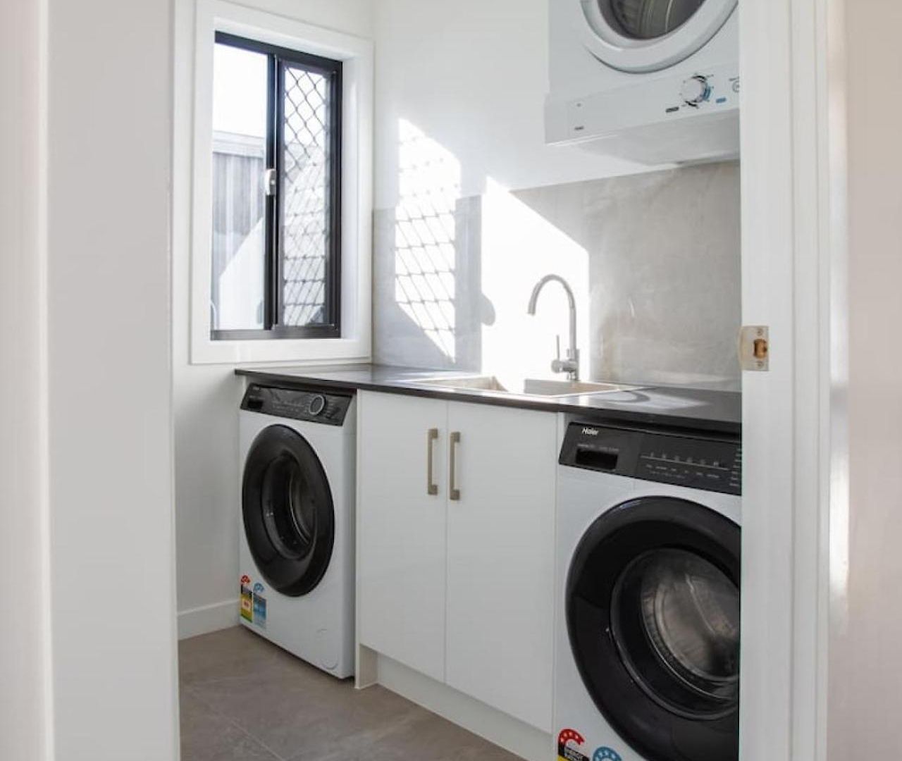 Holiday home Budget Private With Kitchen Ensuite And Ac