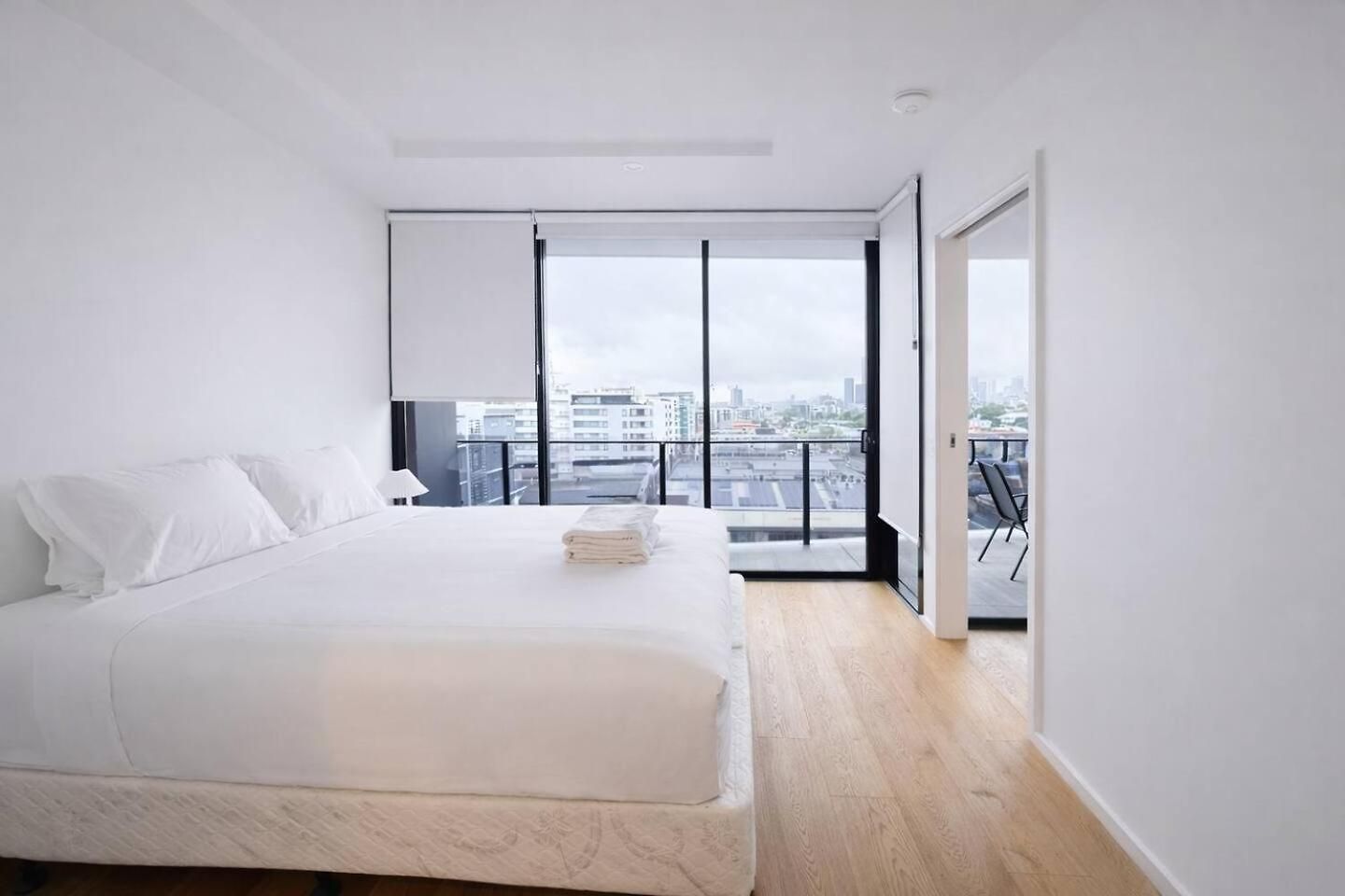 2br West End Hideaway With Views And Parking Holiday home