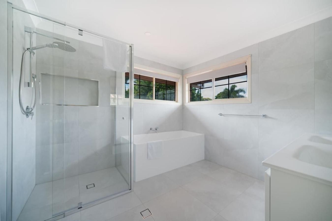 Holiday home Spacious 5br Family With Pool In Robertson Brisbane