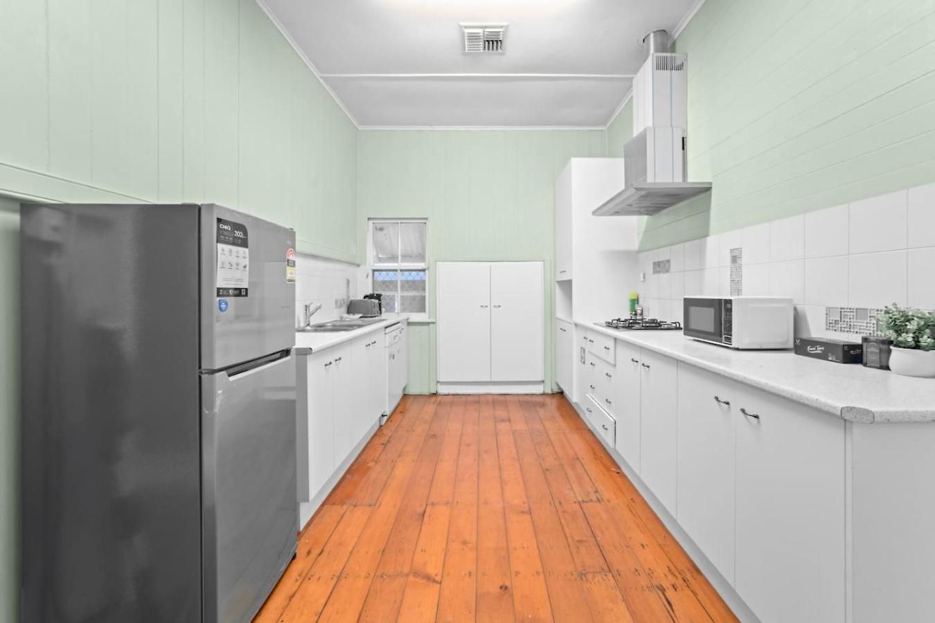 Holiday home Pet Friendly Budget Walk To Gabba Hospital *