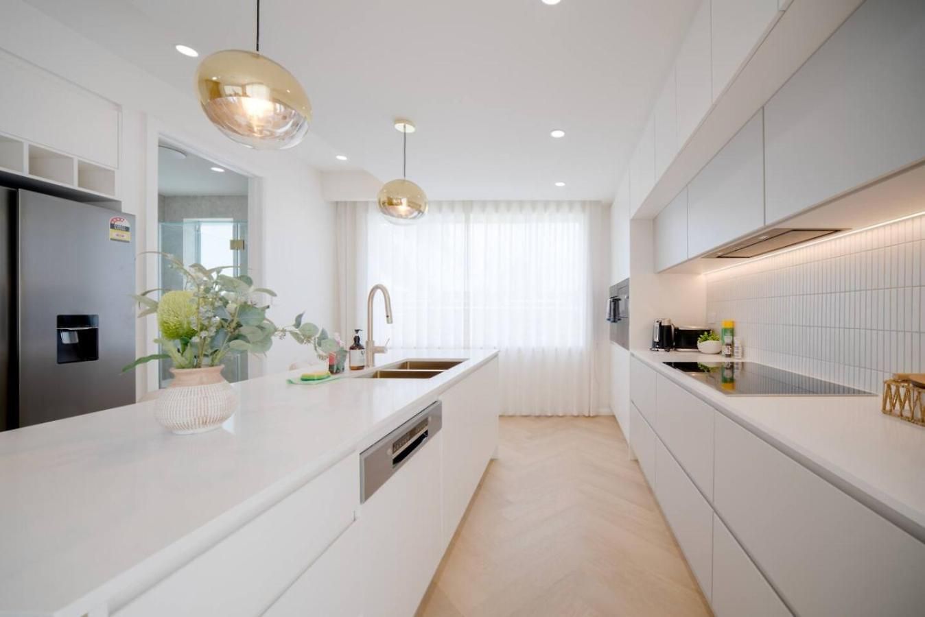 Brand-new 4br Luxury Living Near Airport And Mall Brisbane