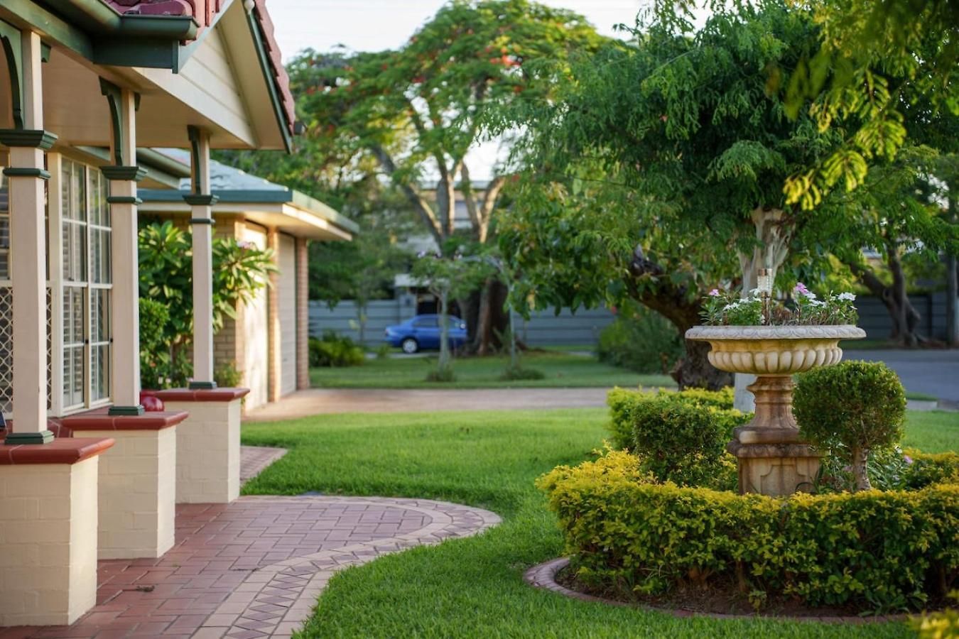 Modern 4b Family-friendly In Robertson Qld Holiday home Brisbane