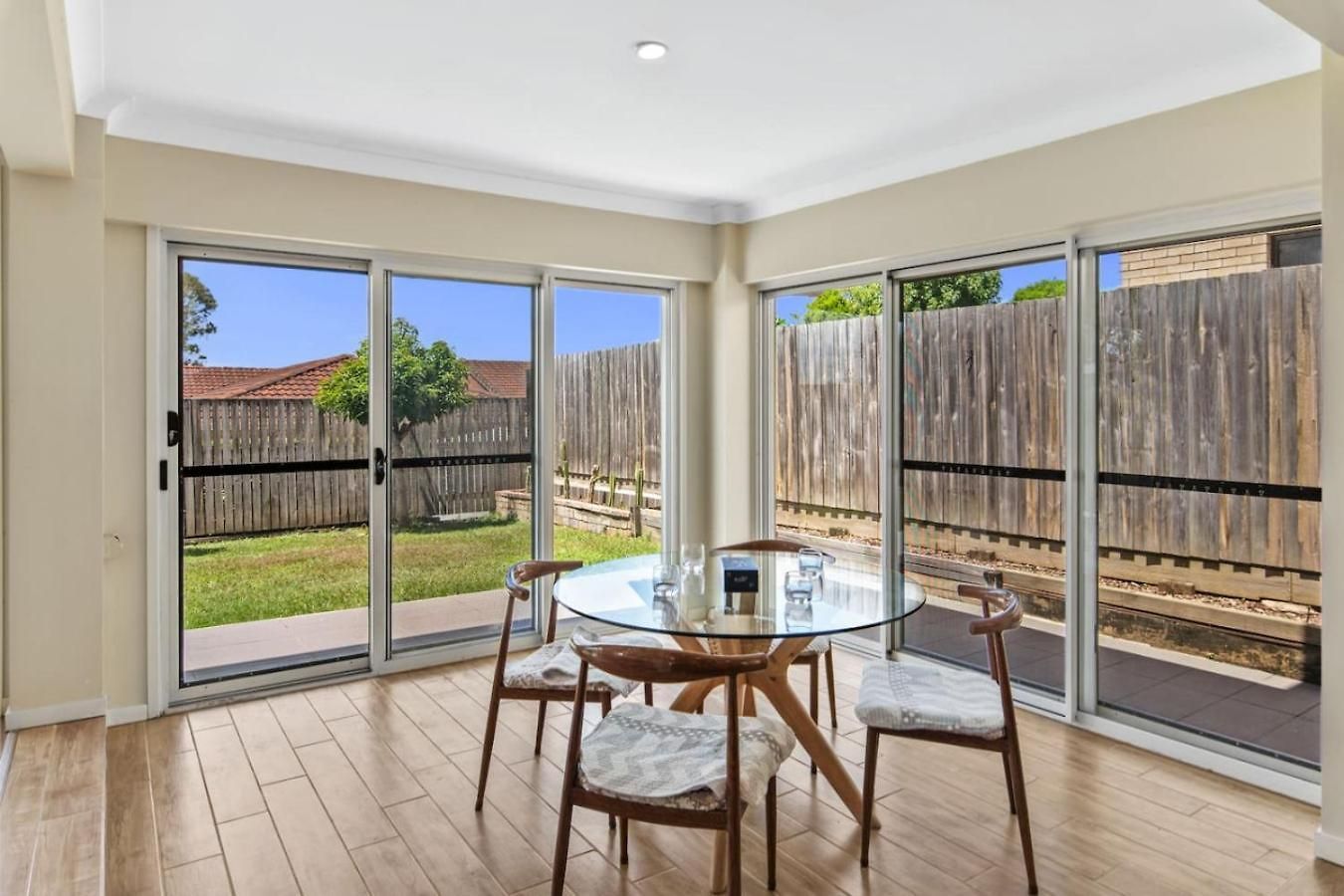 Spacious 2-storey 4br House Family Friendly *