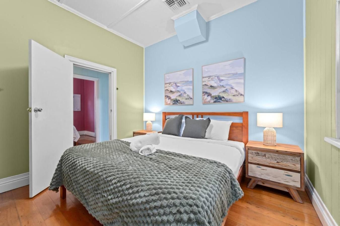 Pet Friendly Budget Walk To Gabba Hospital Brisbane