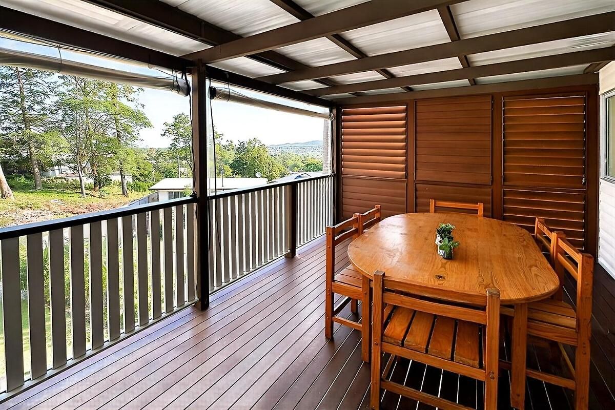 Holiday home 4 Bedroom With Private Cinema, Pool 2parking *