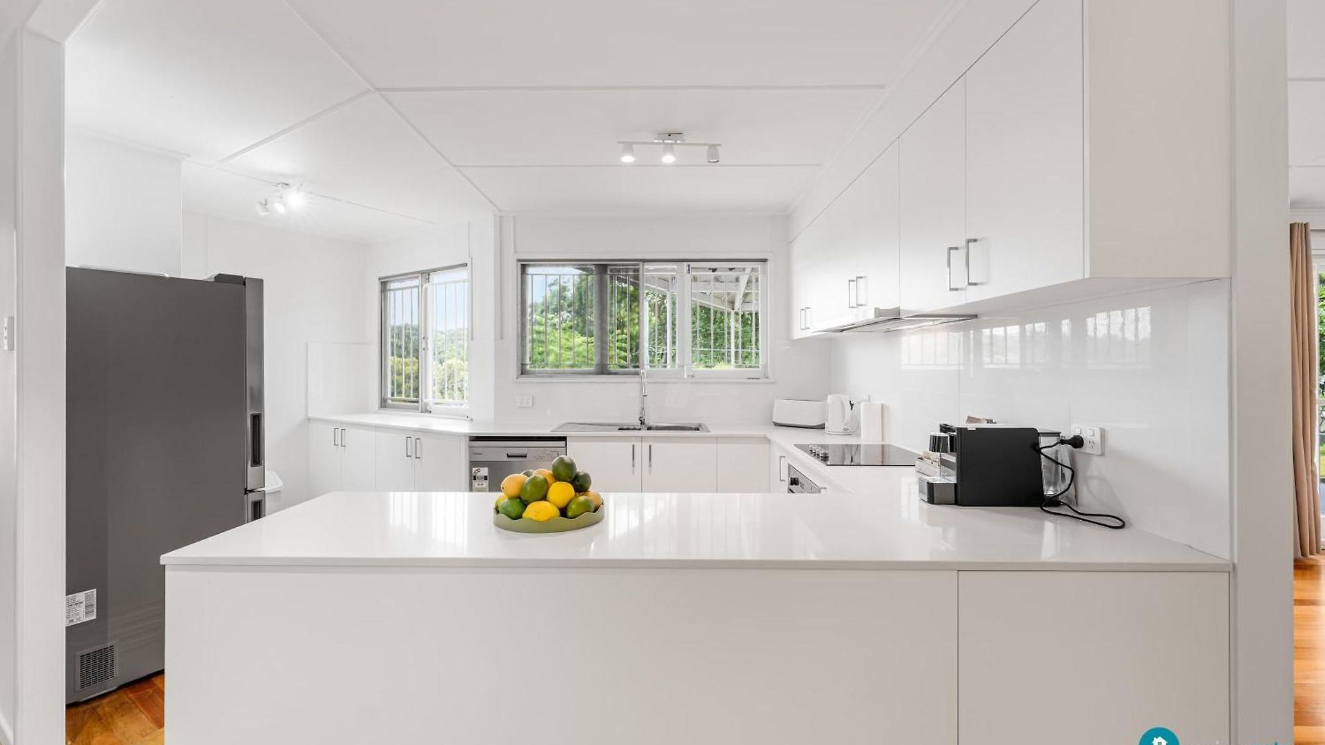 Stylish Mid Century Close To Cbd * Brisbane