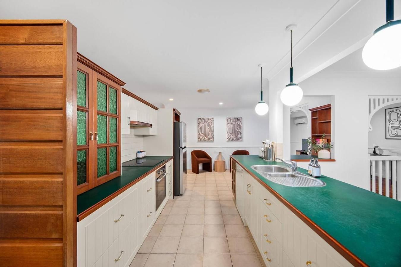 Holiday home Modern 4b Family-friendly In Robertson Qld