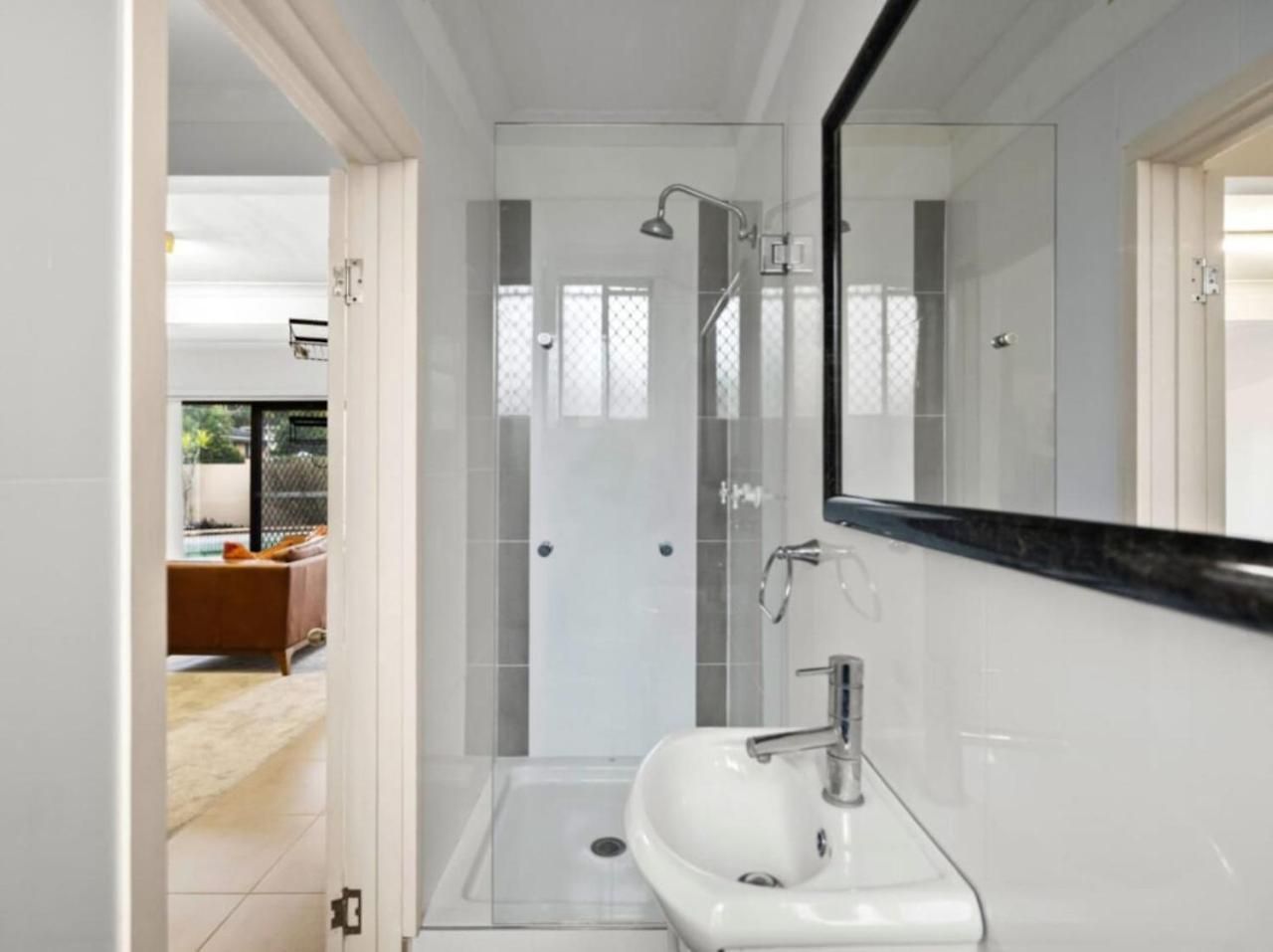 Spacious 5br Family In Upper Mount Gravatt Brisbane