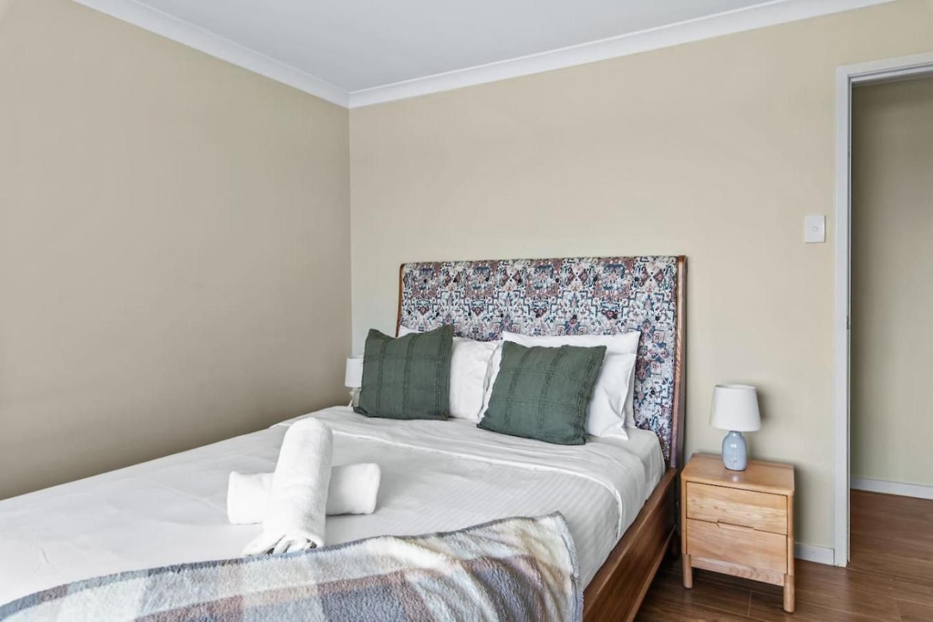 Spacious 2-storey 4br House Family Friendly Holiday home Brisbane