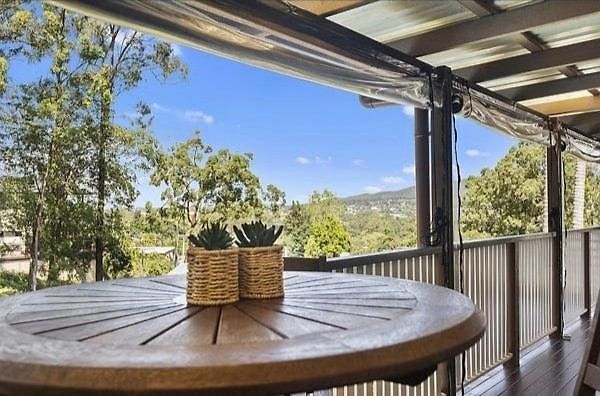 4 Bedroom With Private Cinema, Pool 2parking * Brisbane