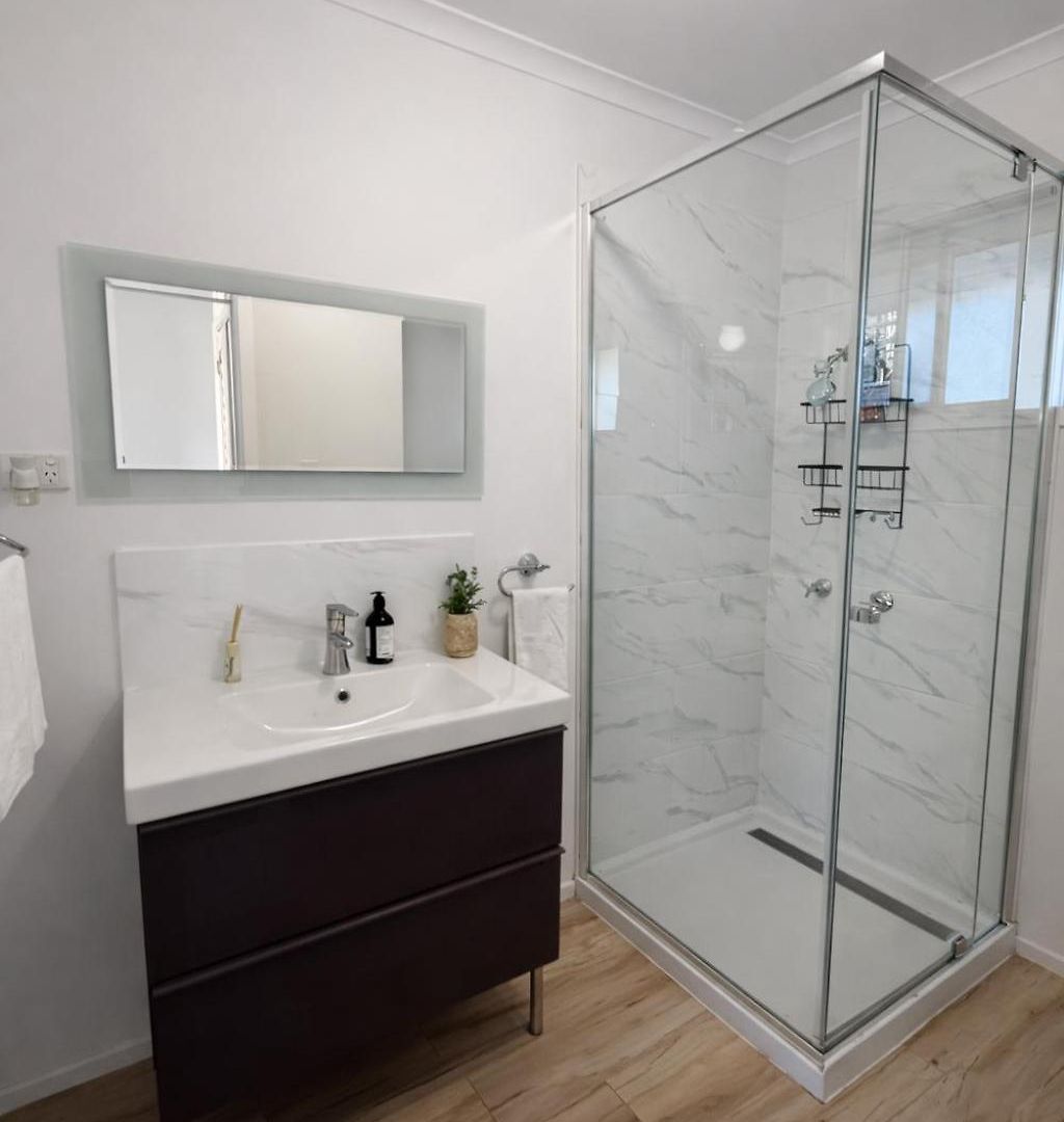 Holiday home 2br Chic Urban Escape In Norman Park Near Bne With Parking Brisbane