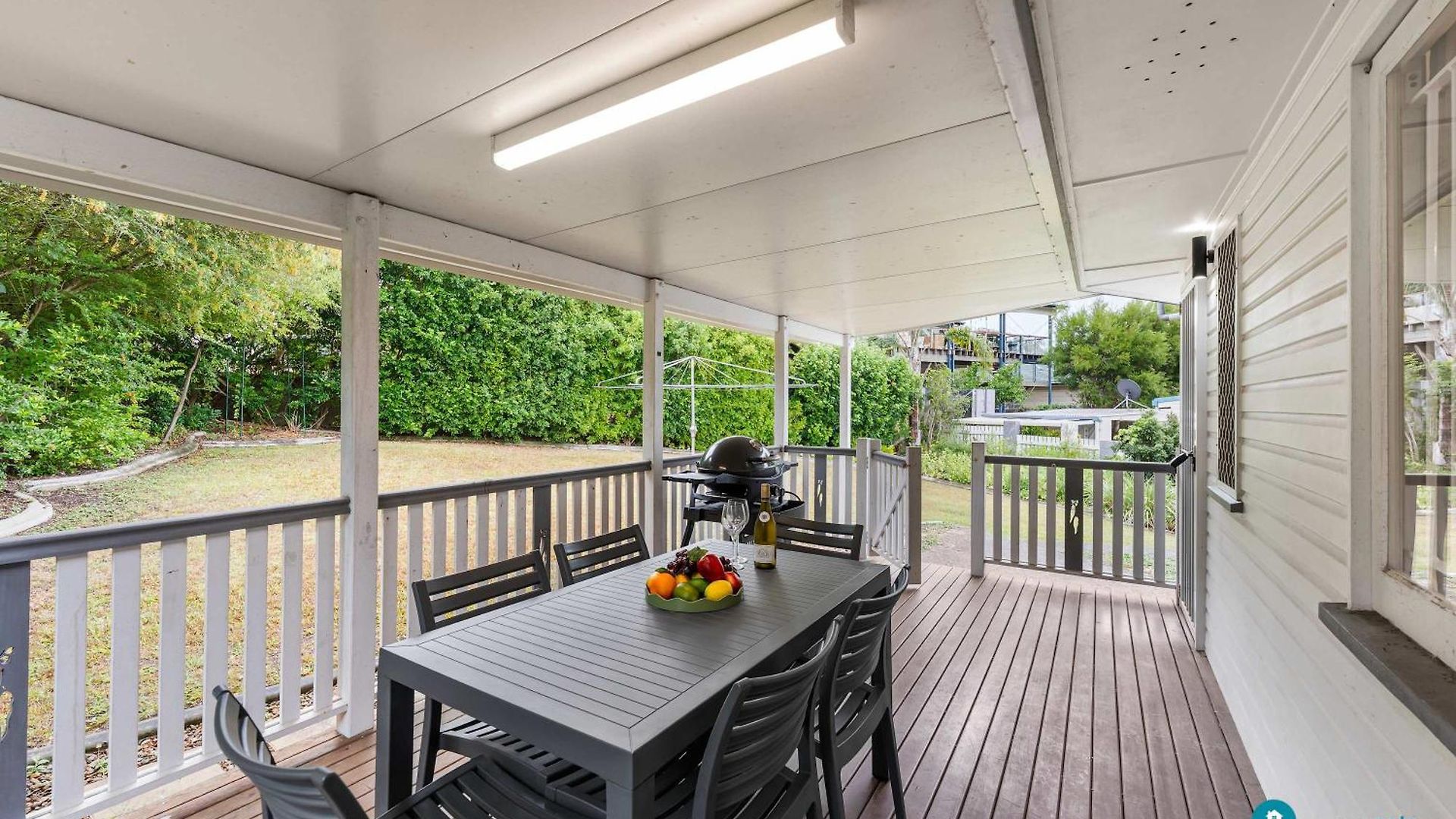 Stylish Mid Century Close To Cbd